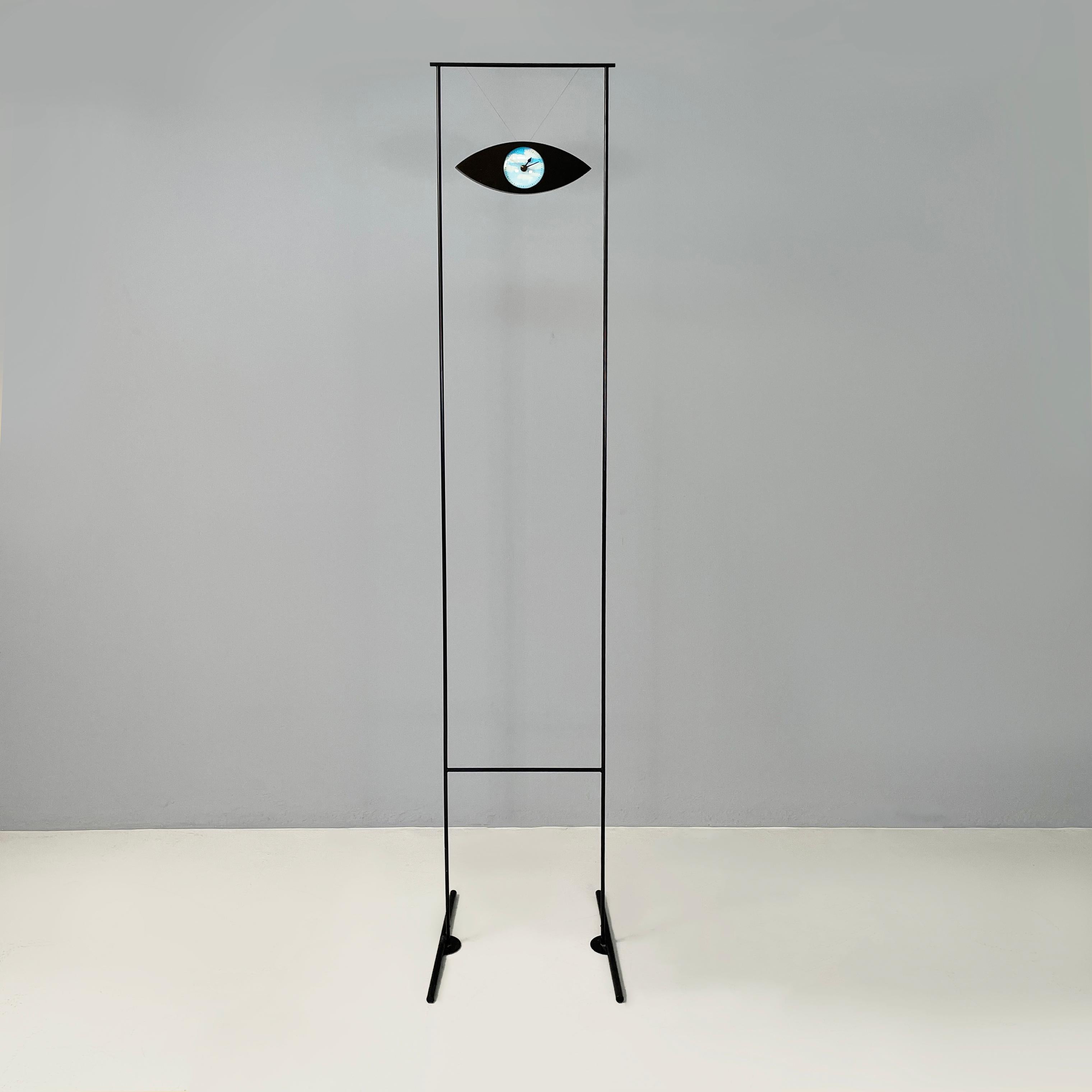 Italienische moderne Standuhr aus schwarzem Metall mit Spiegel in Augenform von Alias, 1990er Jahre (Moderne) im Angebot