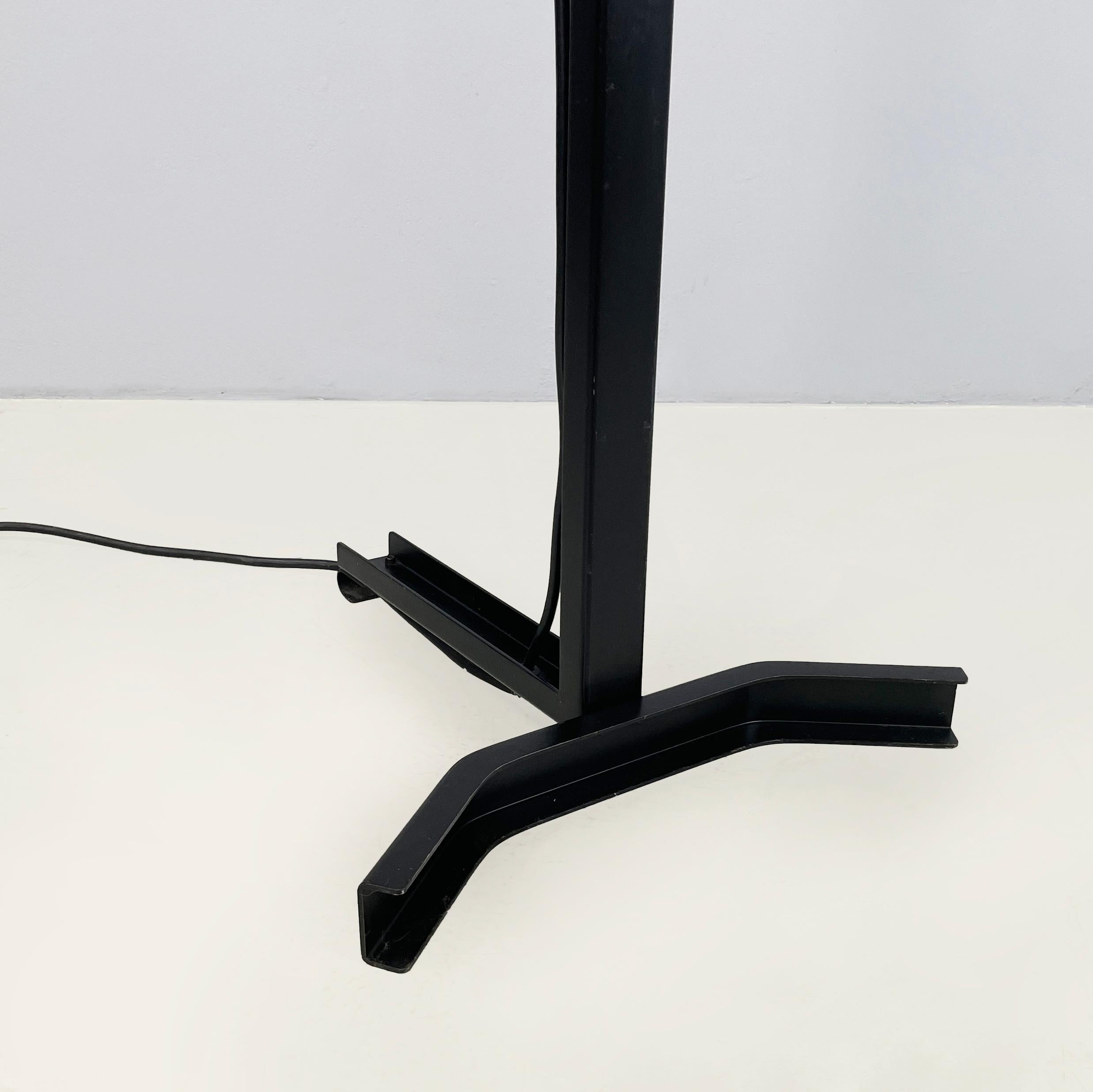 Lámpara de pie italiana moderna de metal negro Sirio by Takahama for Sirrah, años 80 en venta 7