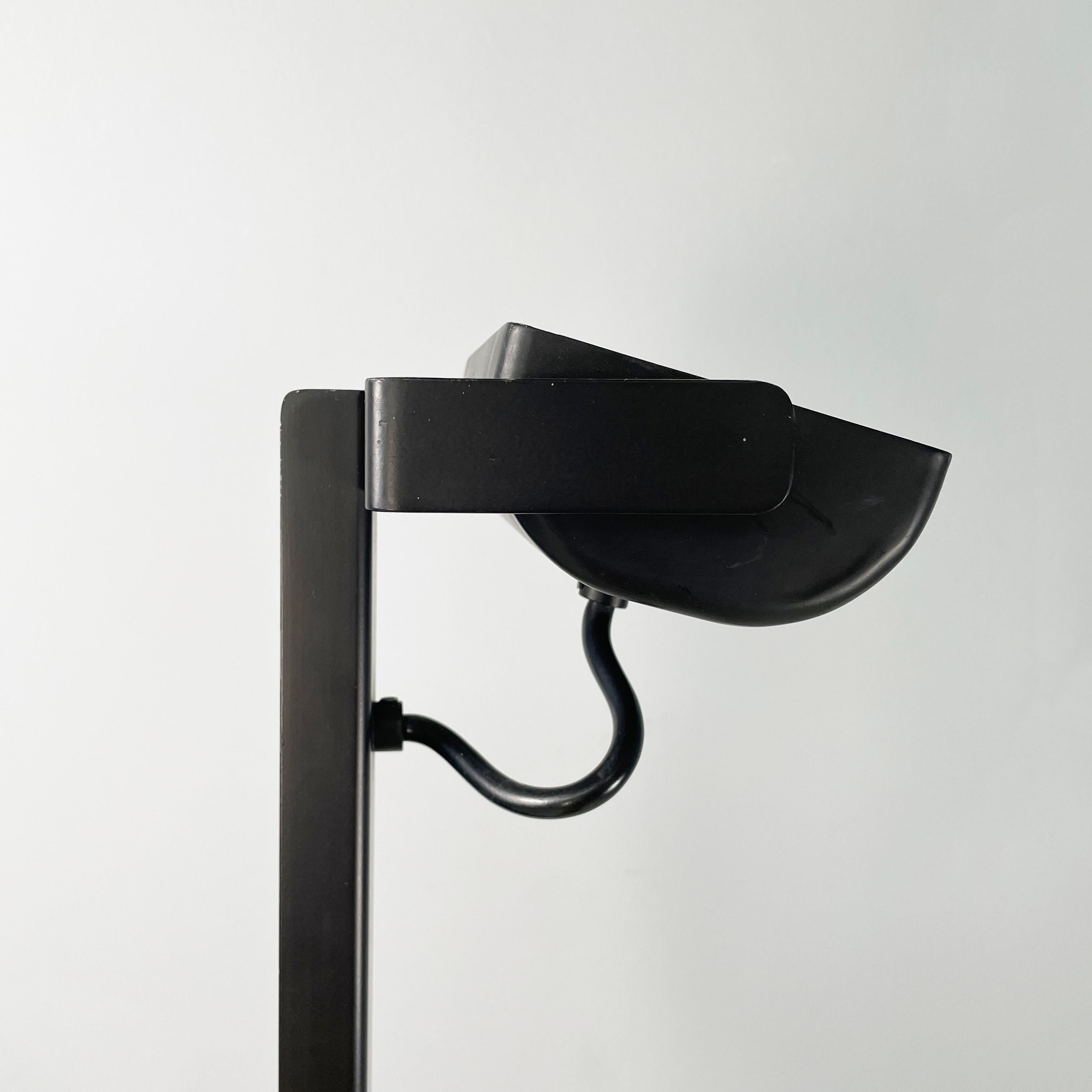 Lámpara de pie italiana moderna de metal negro Sirio by Takahama for Sirrah, años 80 Metal en venta