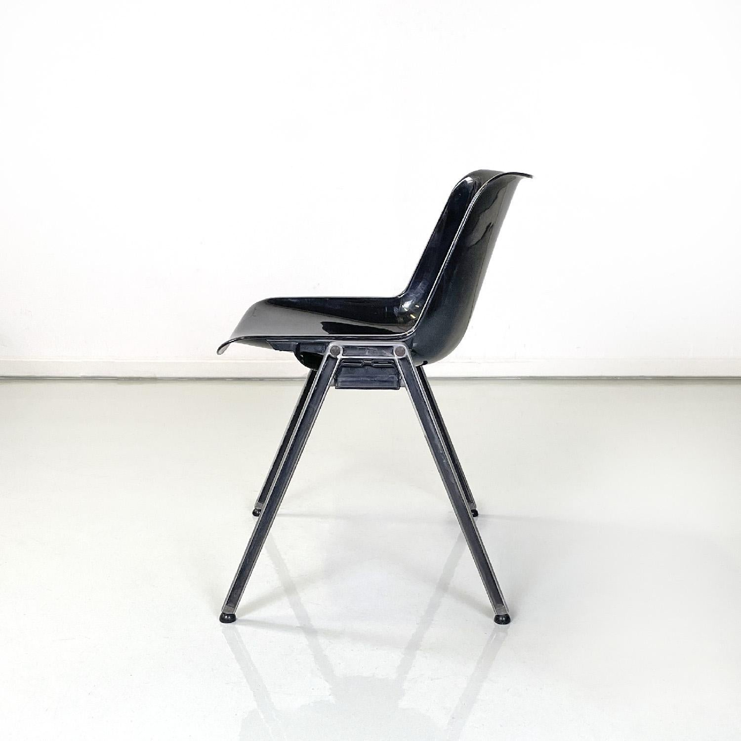 Metal Italian modern black plastic chairs Modus SM 203 by Borsani for Tecno, 1980s For Sale