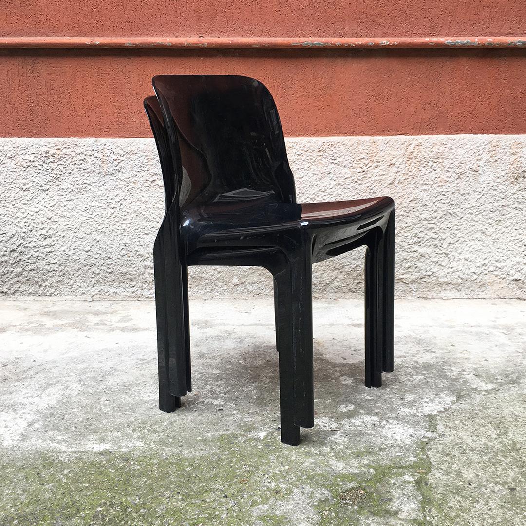 Italian Modern Black Plastic Chairs Selene by V. Magistretti for Artemide, 1960s 2