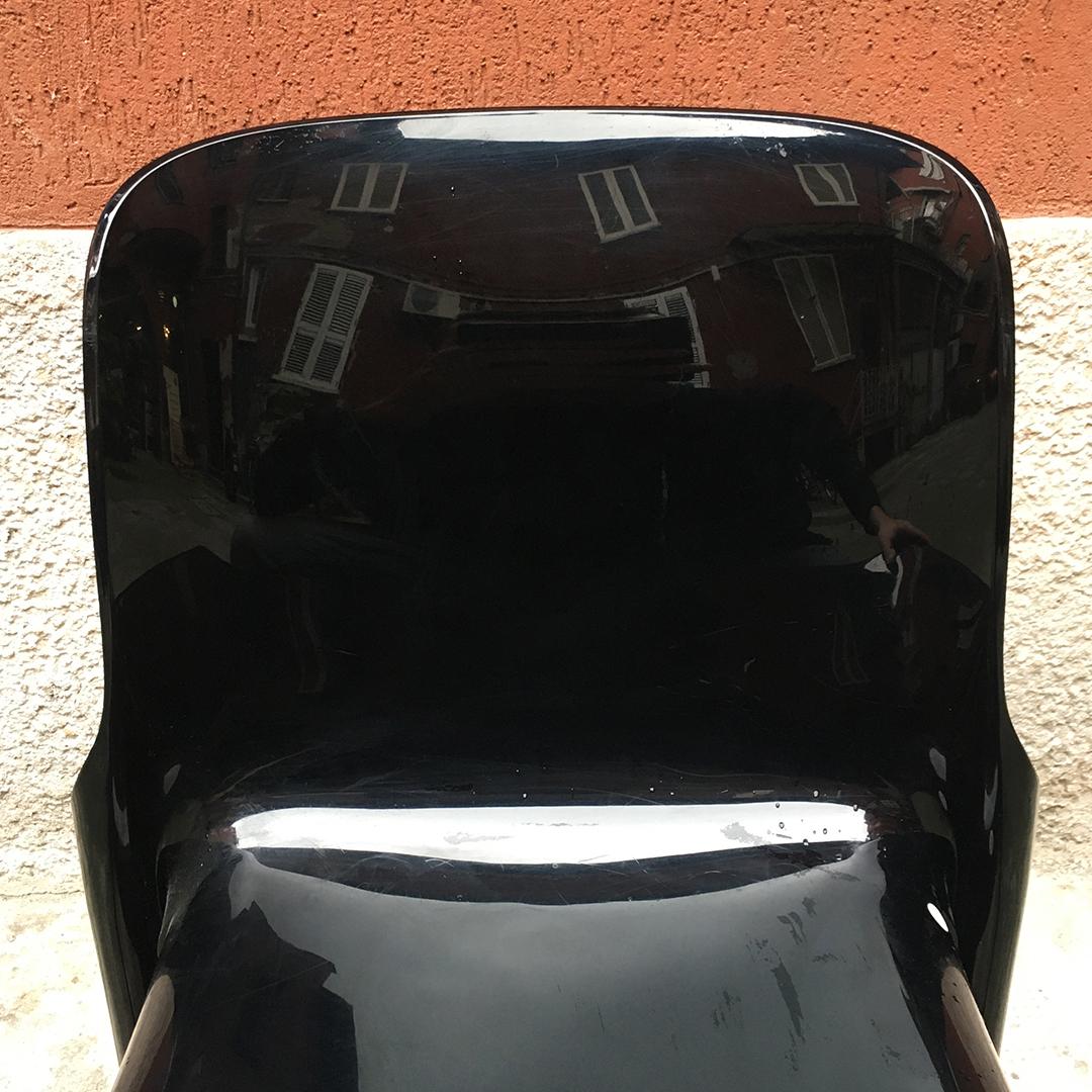 Italian Modern Black Plastic Chairs Selene by V. Magistretti for Artemide, 1960s 4