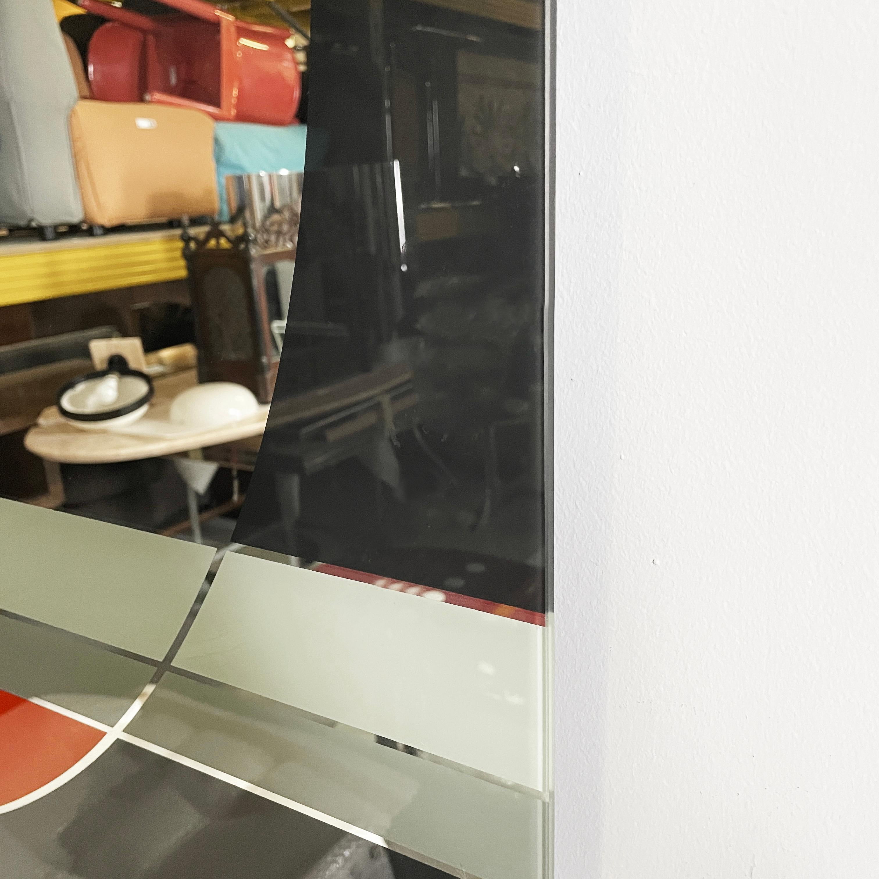 Specchio Italian modern black red gray wall mirror Morphos by Carmi for Acerbis, 1980s in vendita