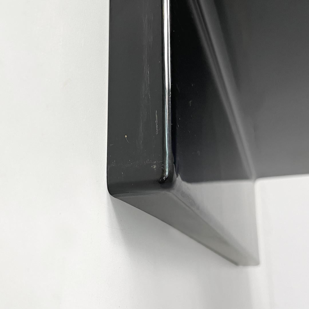 Italian modern black shiny plastic shelf by Marcello Siard for Kartell, 1970s For Sale 8
