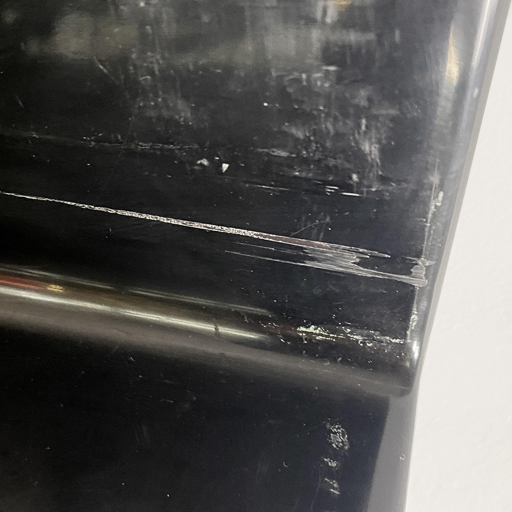 Estantería moderna italiana de plástico negro brillante de Marcello Siard para Kartell, años 70 en venta 7