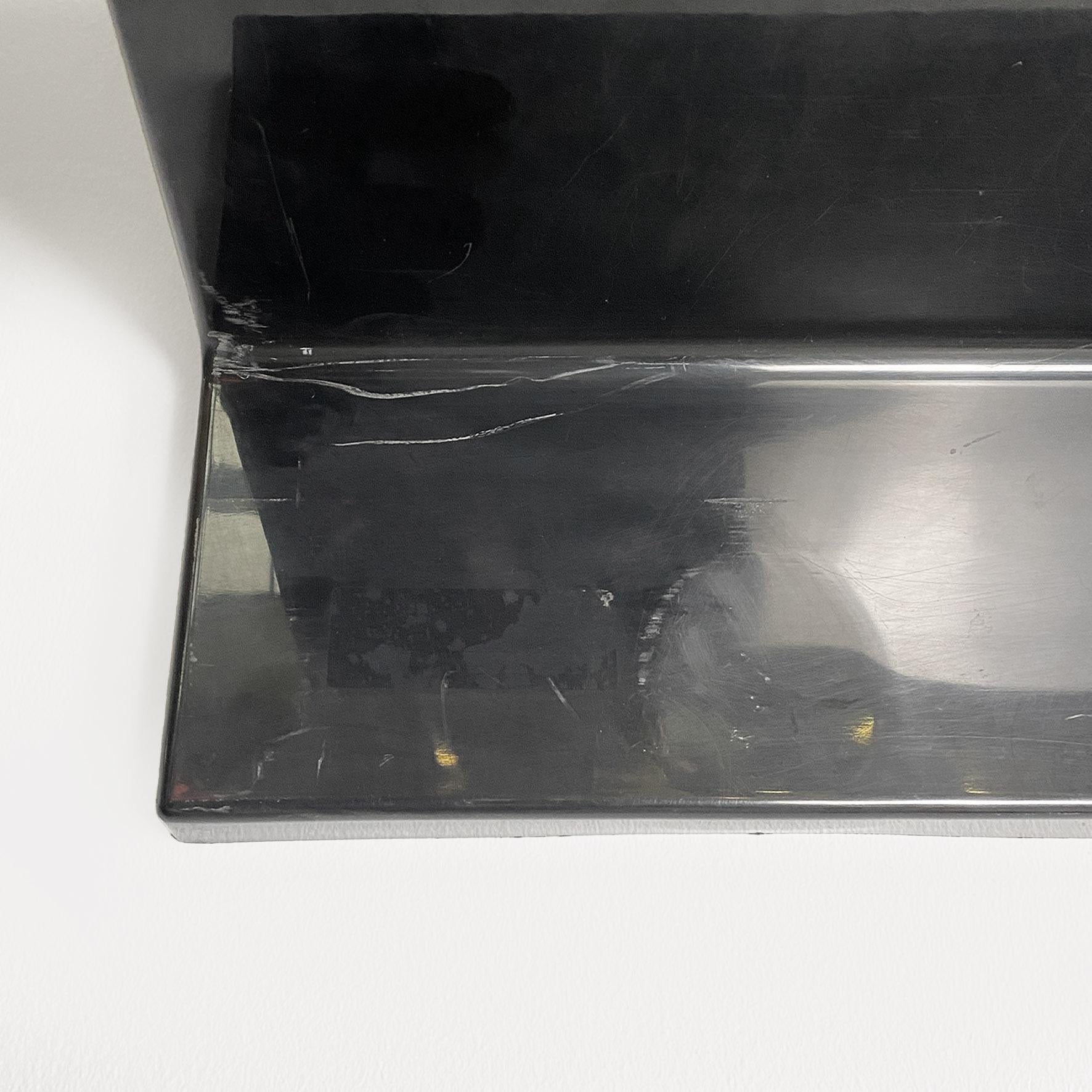 Estantería moderna italiana de plástico negro brillante de Marcello Siard para Kartell, años 70 Plástico en venta