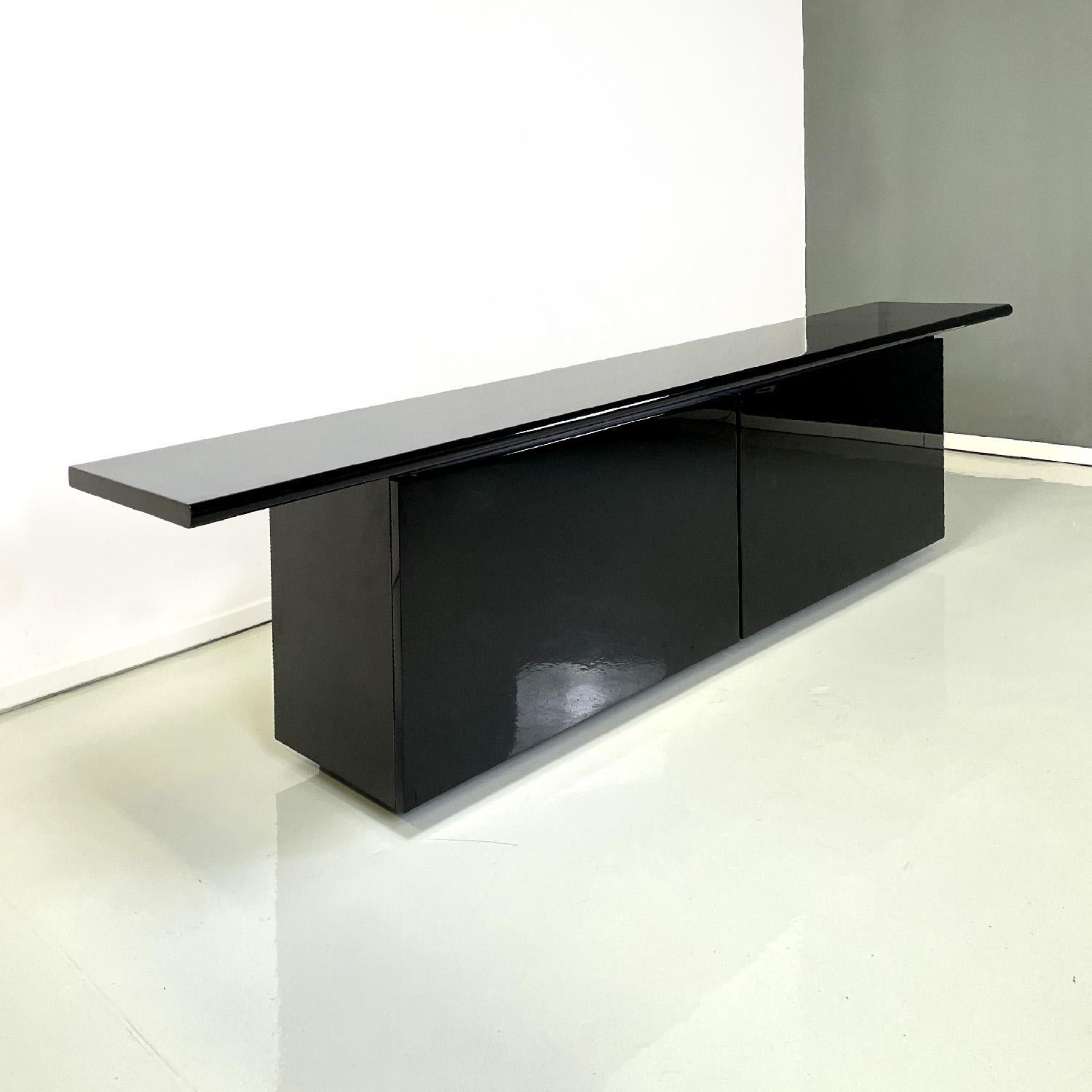 Modern Italian modern black sideboard Sheraton by Stoppino and Acerbis for Acerbis 1977