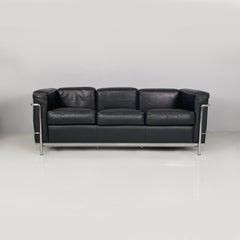 Italian modern black sofa LC2 by Le Corbusier Jeanneret Perriand Cassina, 1980s