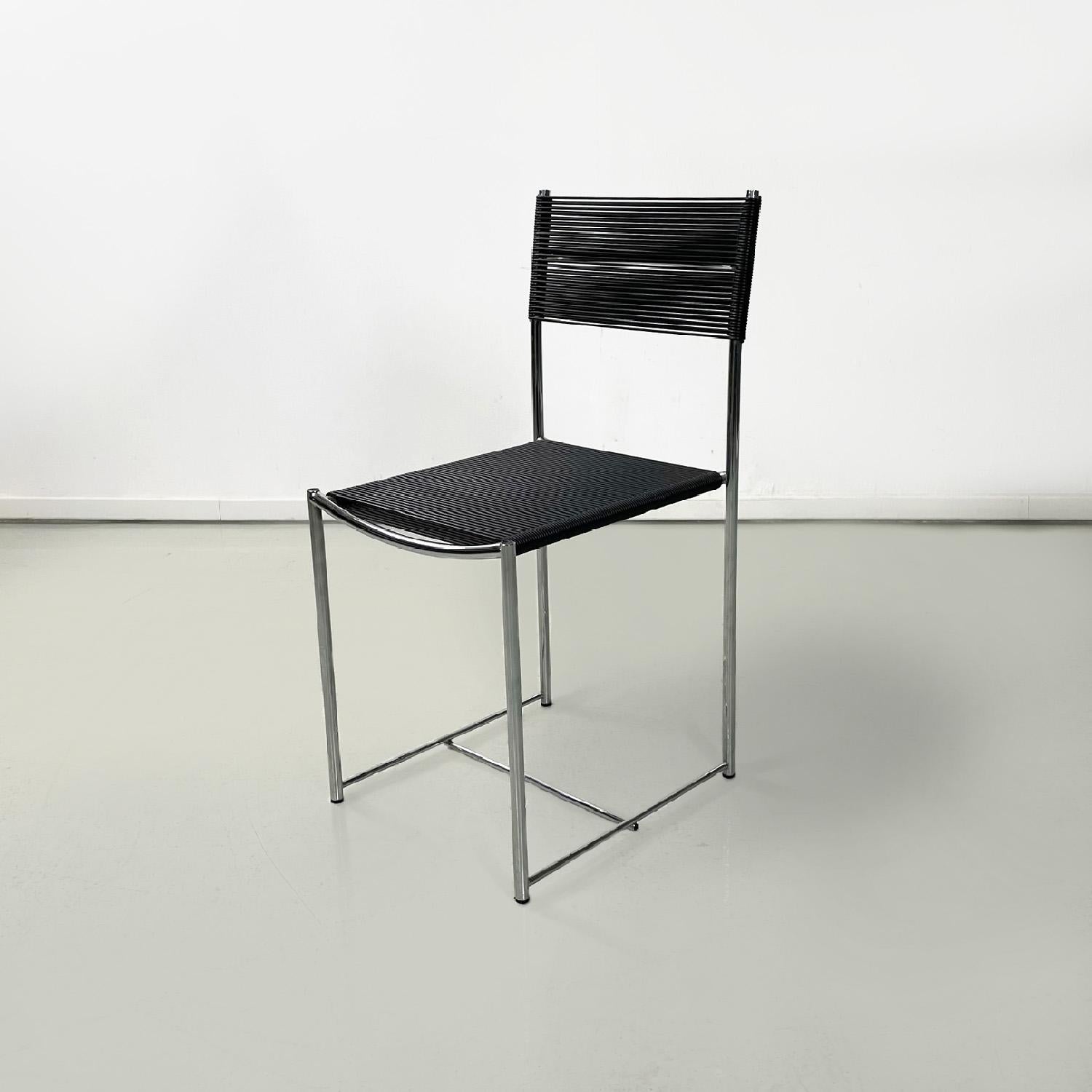 Moderne schwarze Spaghetti-Stühle von Giandomenico Belotti für Alias, 1980er Jahre
Paar Stühle mod. Spaghetti in Metallstange mit elastischen Sitz und Rücken aus schwarzen scooby Fäden. Gebogener Griff hinter der Rückenlehne.
Produziert von Alias in