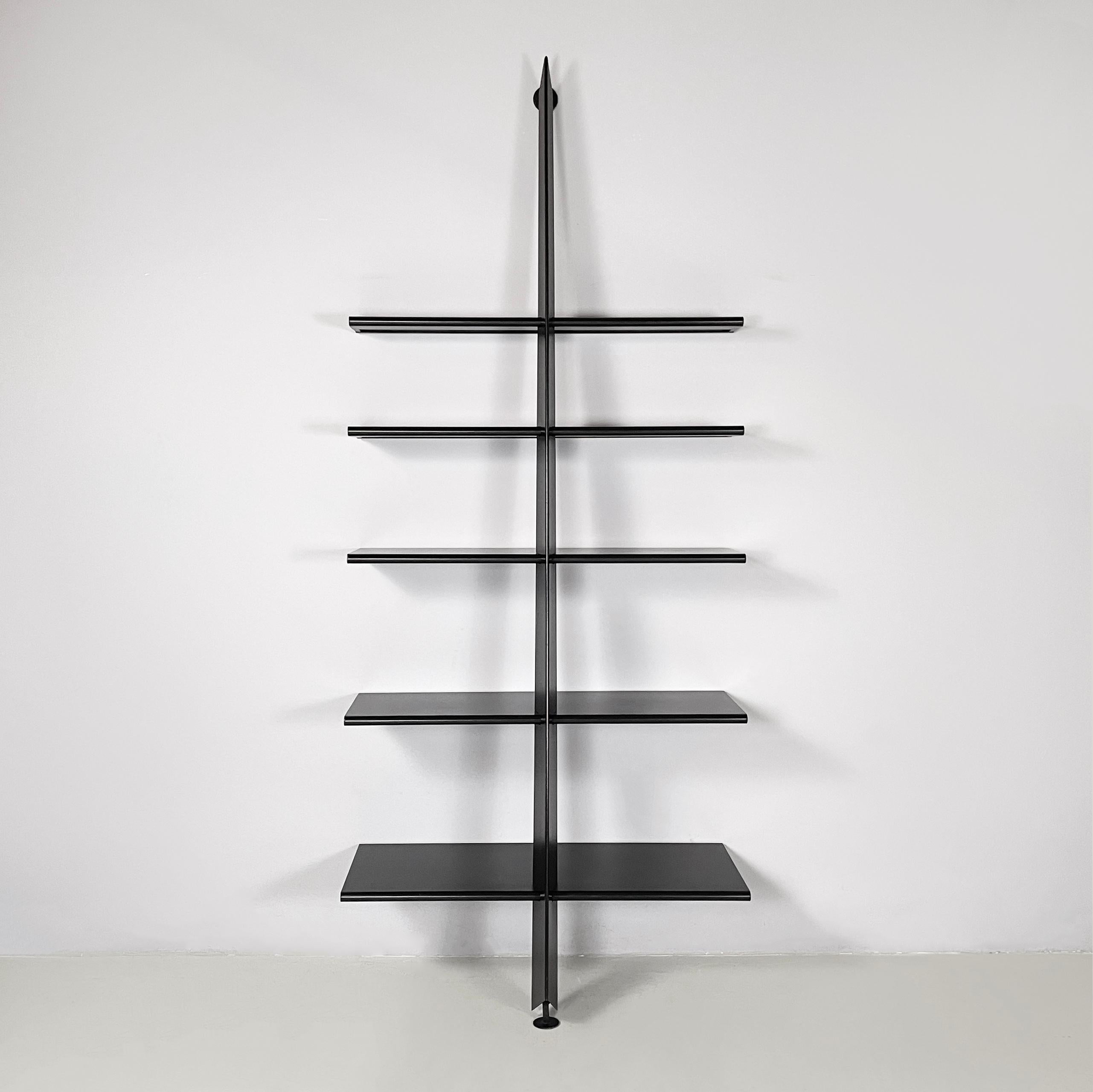 Modernes italienisches modernes Bücherregal aus schwarzem Stahl von Philippe Starck für Baleri, 1984 im Zustand „Gut“ im Angebot in MIlano, IT