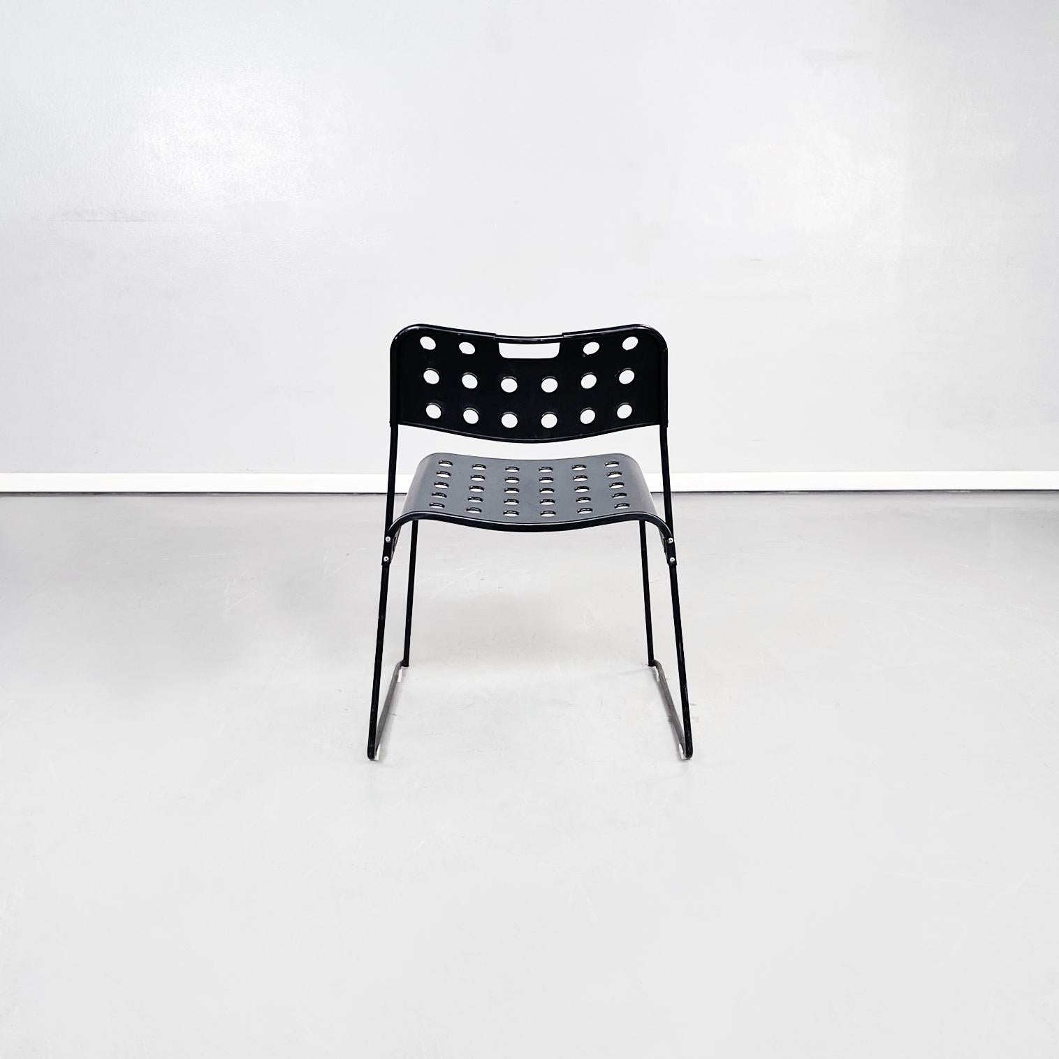 Late 20th Century Italian Modern Black Steel Chairs Omstak by Rodney Kinsman Bieffeplast, 1970s For Sale