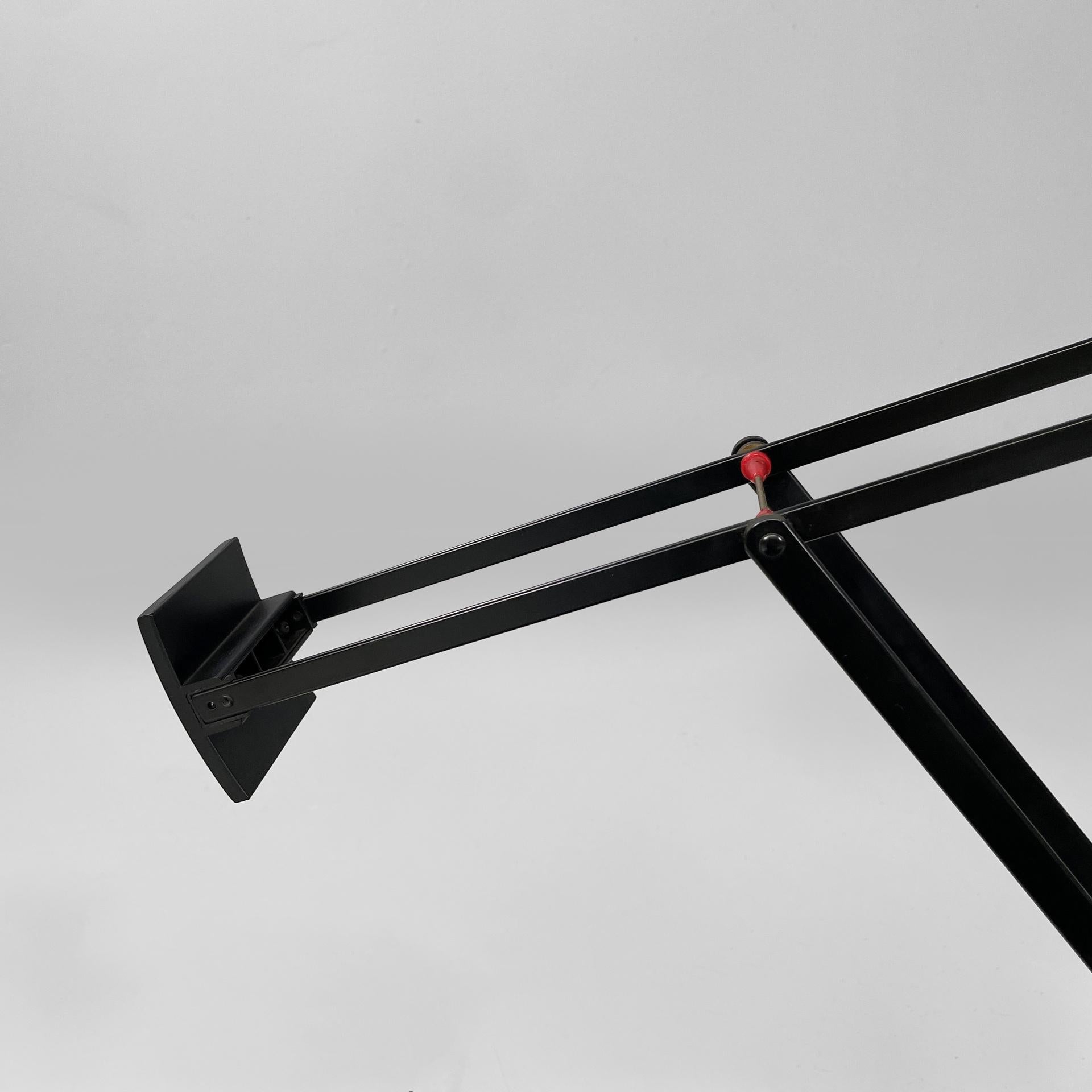 Lámparas de sobremesa negras modernas italianas Tizio de Richard Sapper para Artemide, años 80 en venta 4