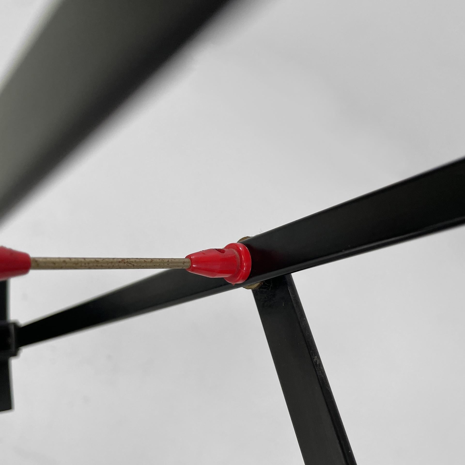 Lámparas de sobremesa negras modernas italianas Tizio de Richard Sapper para Artemide, años 80 en venta 8
