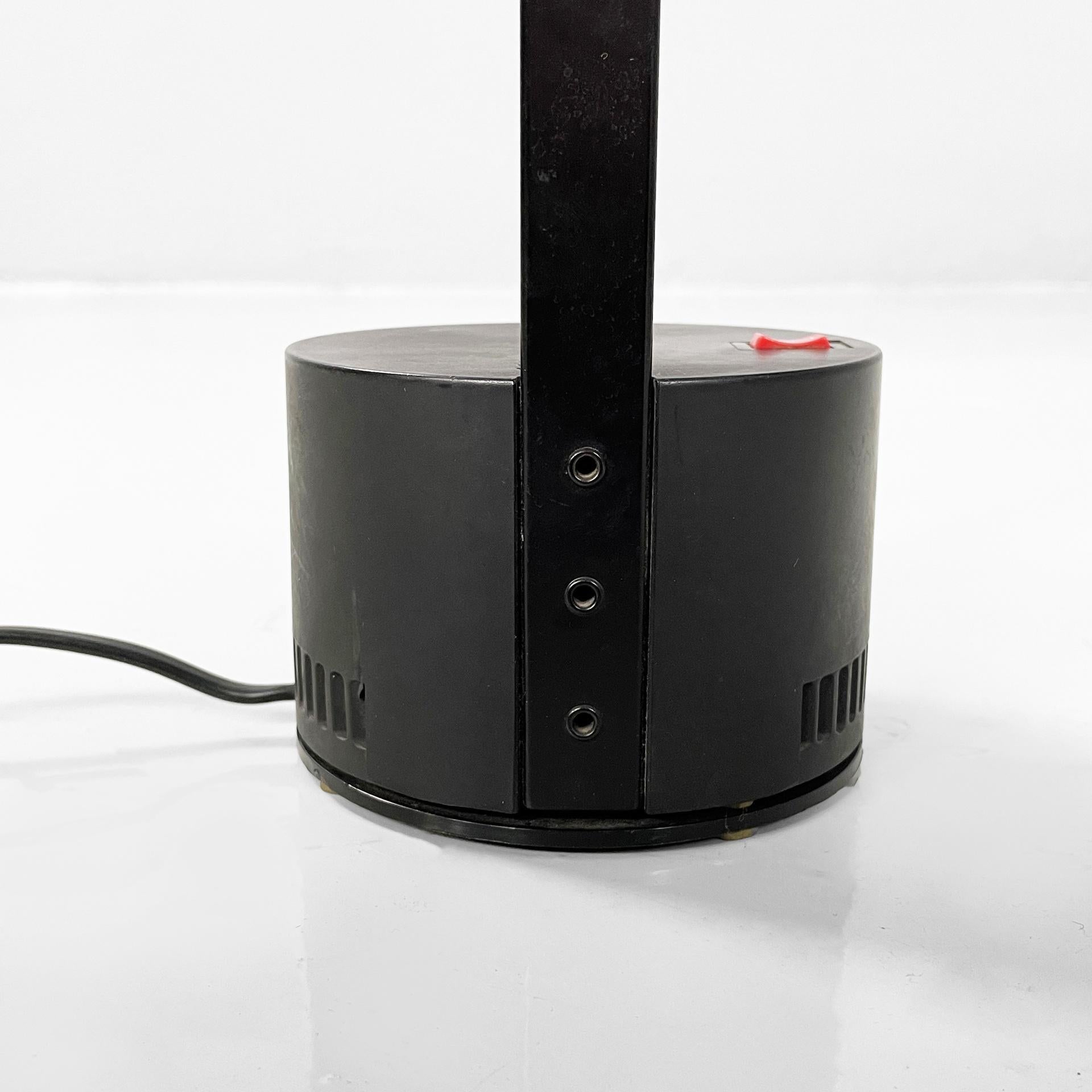 Lámparas de sobremesa negras modernas italianas Tizio de Richard Sapper para Artemide, años 80 en venta 12