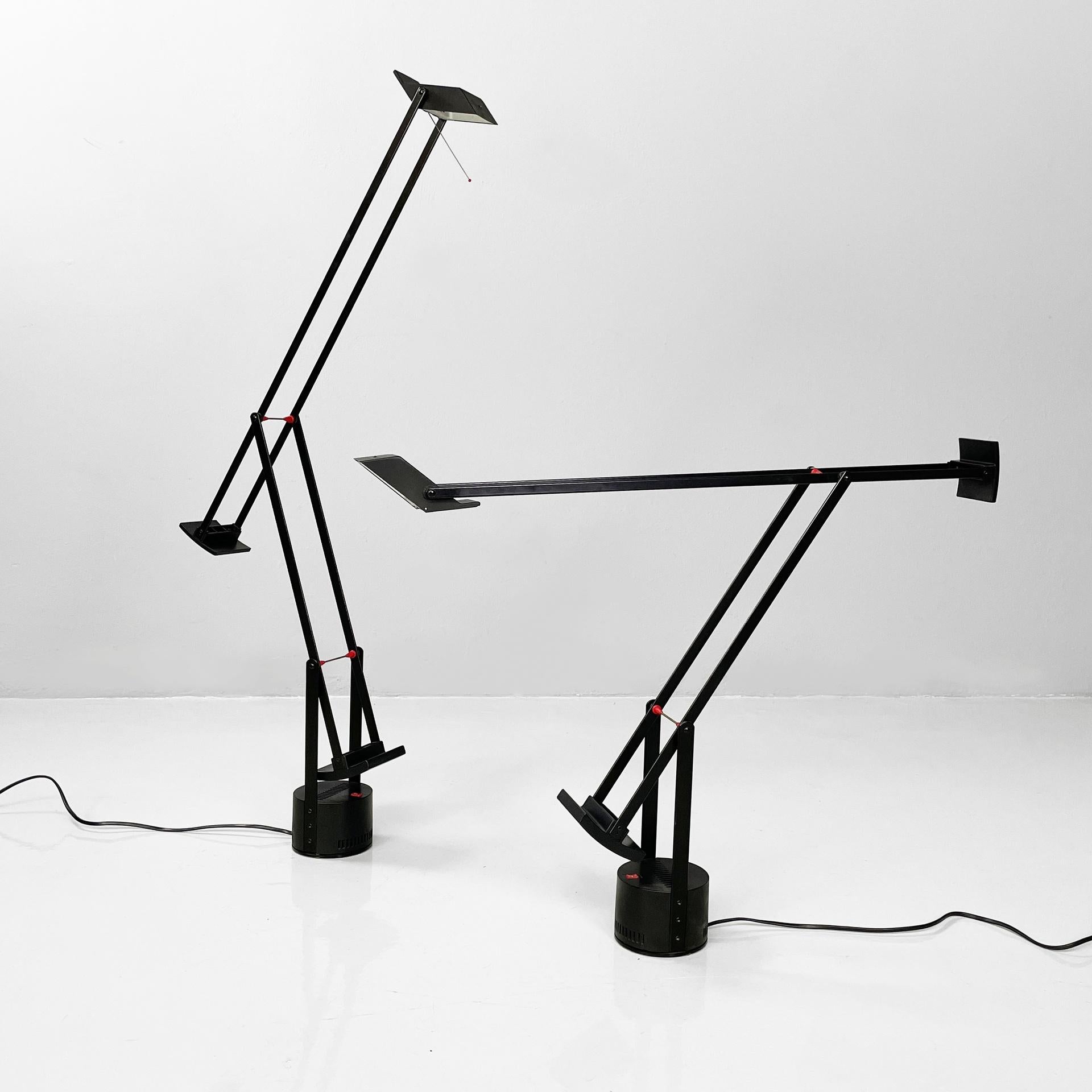 Lámparas de sobremesa negras modernas italianas Tizio de Richard Sapper para Artemide, años 80 Italiano en venta