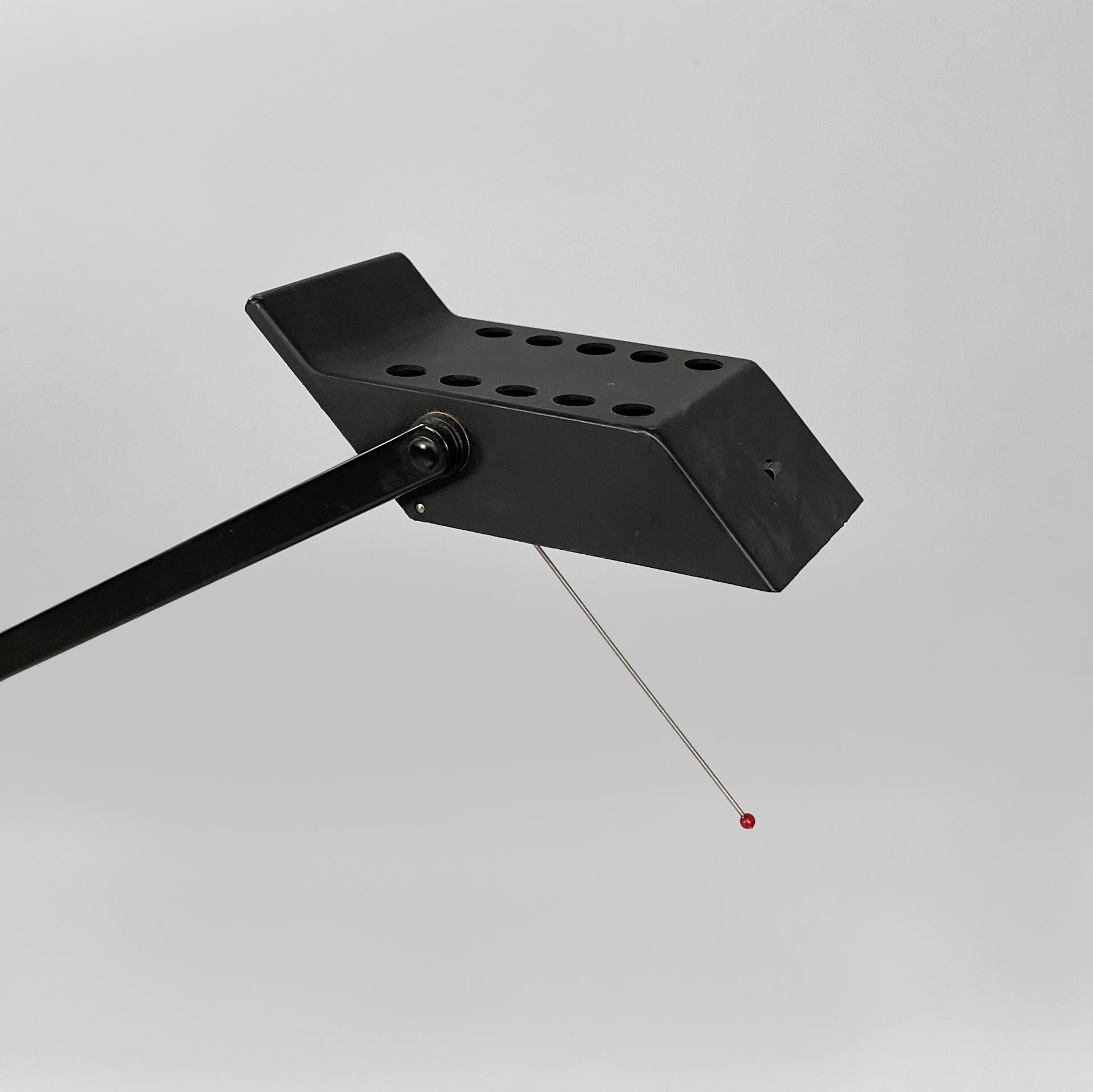 Lámparas de sobremesa negras modernas italianas Tizio de Richard Sapper para Artemide, años 80 finales del siglo XX en venta