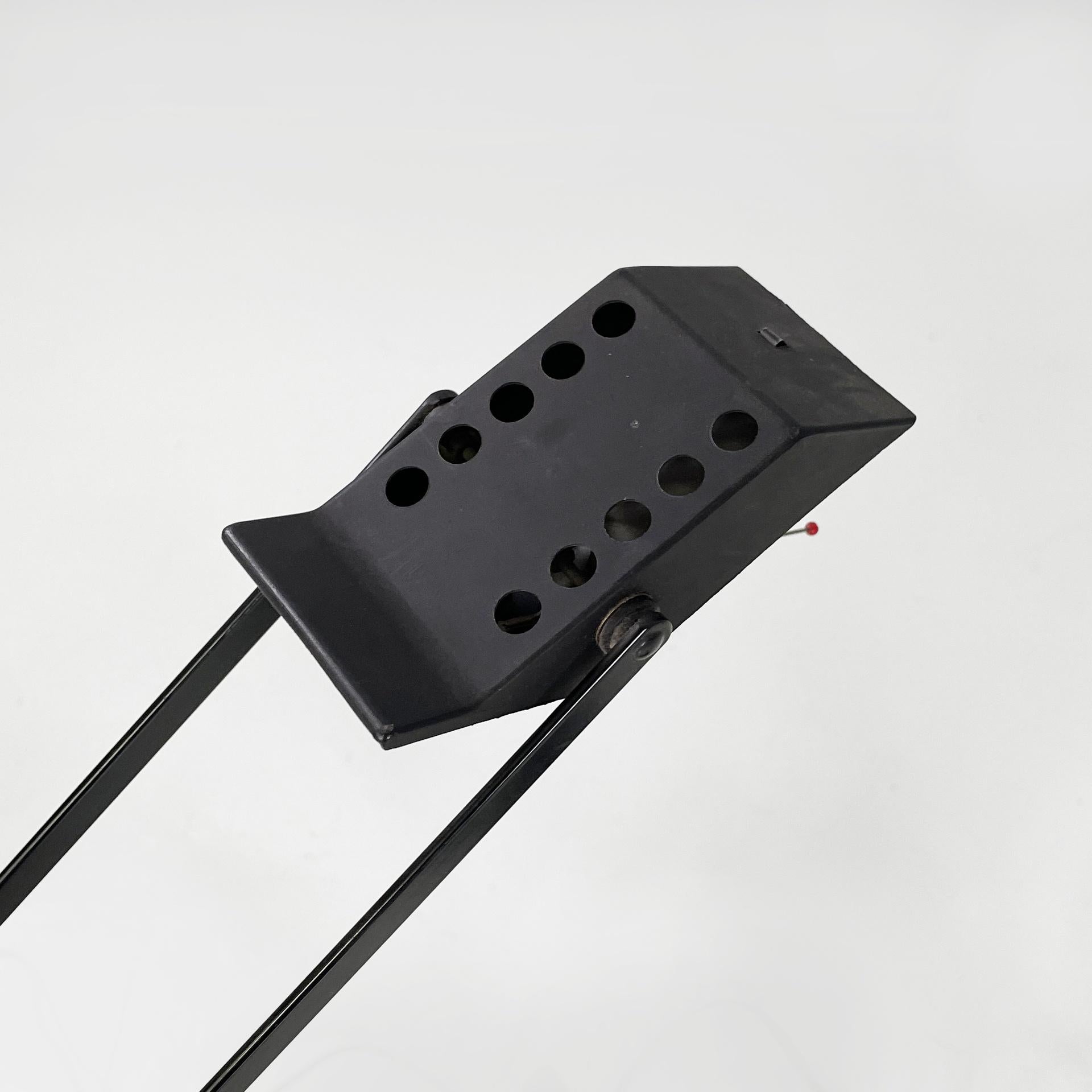 Lámparas de sobremesa negras modernas italianas Tizio de Richard Sapper para Artemide, años 80 en venta 1