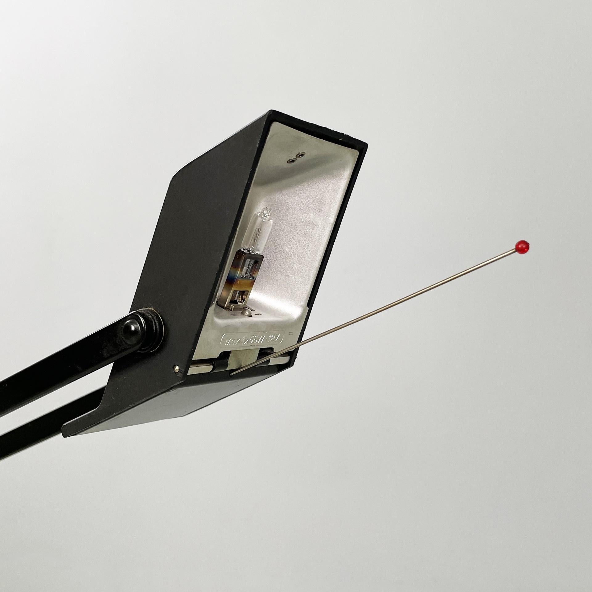 Lámparas de sobremesa negras modernas italianas Tizio de Richard Sapper para Artemide, años 80 en venta 2