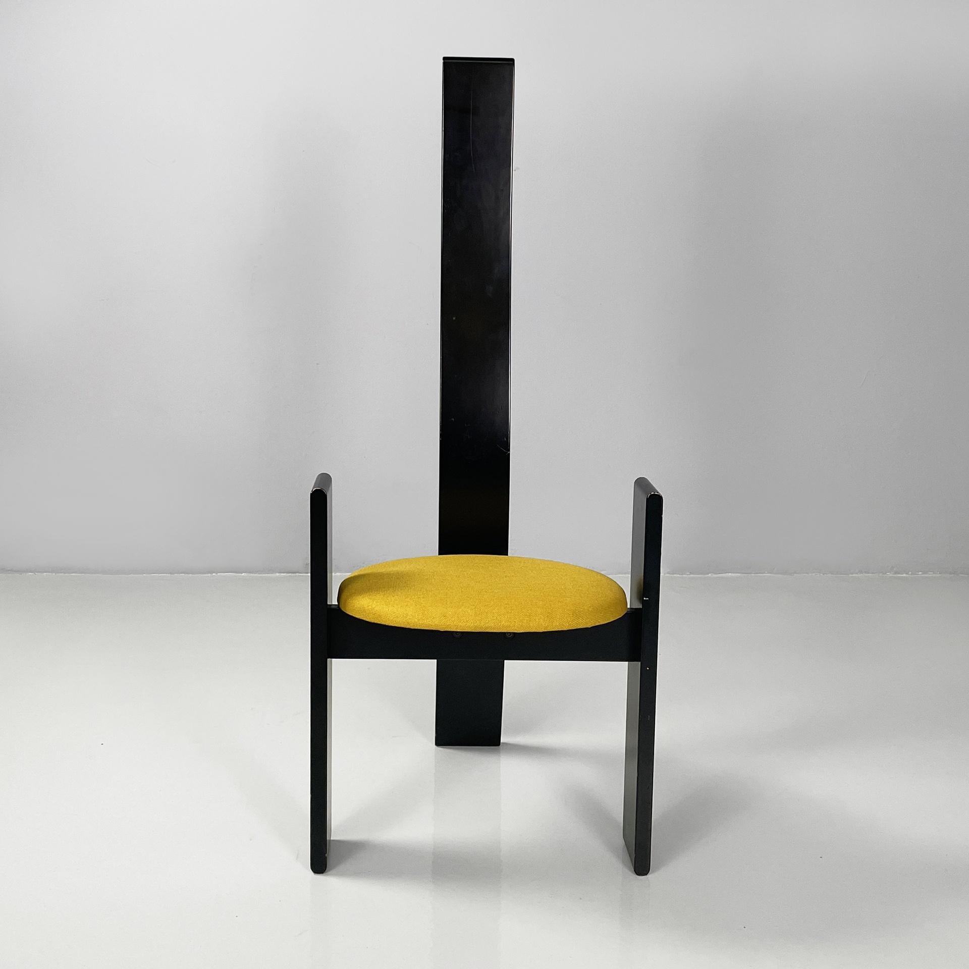 Moderno Italian modern black wood fabric chairs Golem Vico Magistretti Poggi, 1970s in vendita