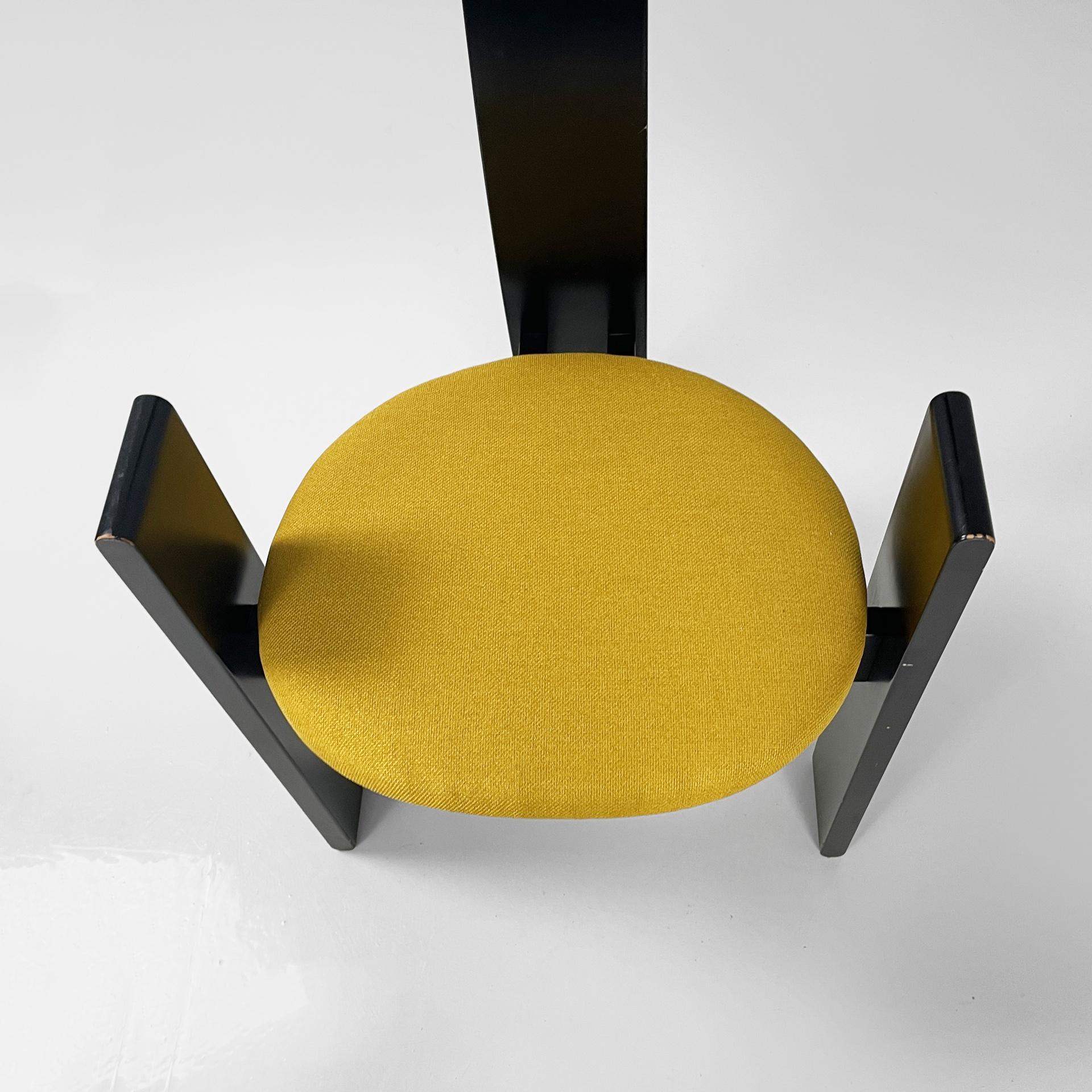 Italian modern black wood fabric chairs Golem Vico Magistretti Poggi, 1970s in vendita 1