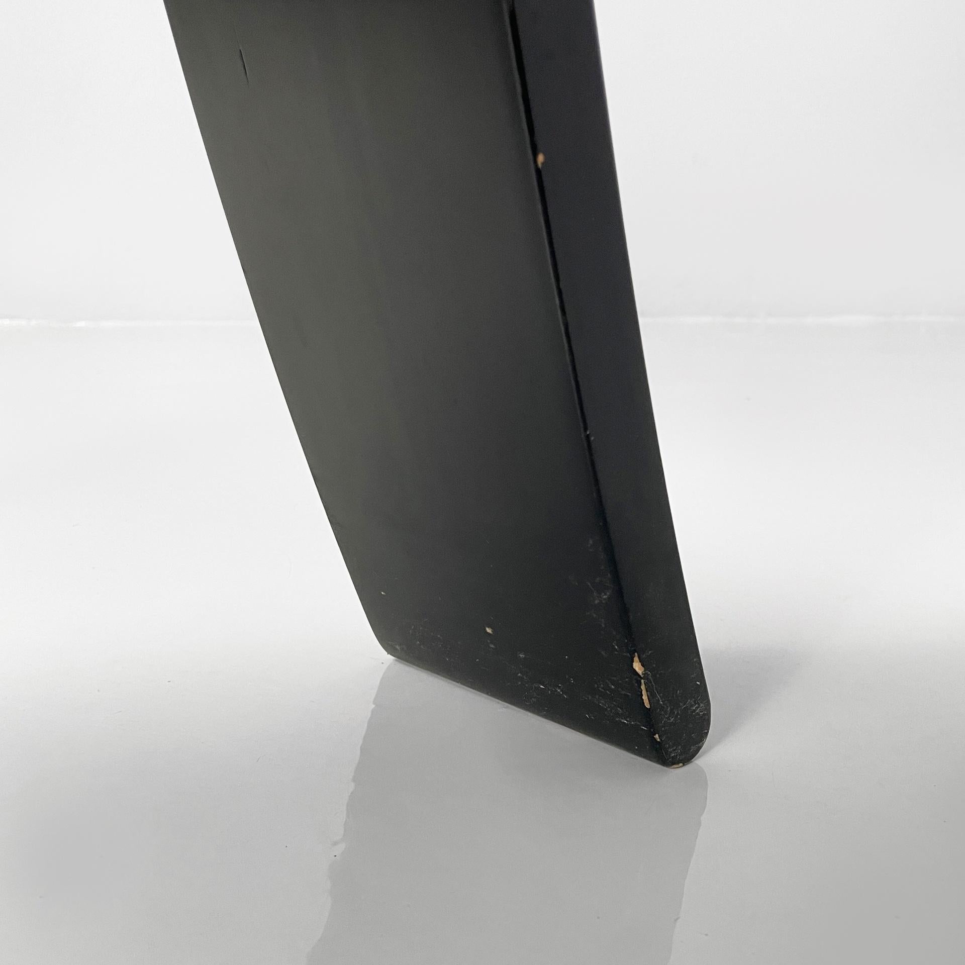 Italian modern black wood leather chairs Golem Vico Magistretti Poggi, 1970s in vendita 12