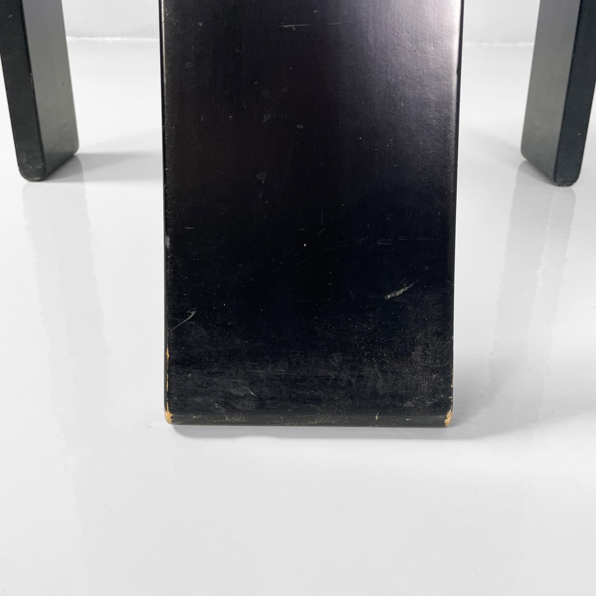 Italian modern black wood leather chairs Golem Vico Magistretti Poggi, 1970s in vendita 13