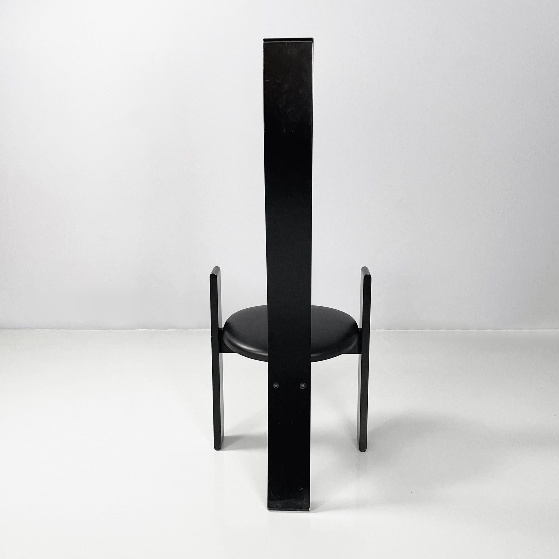 Legno Italian modern black wood leather chairs Golem Vico Magistretti Poggi, 1970s in vendita