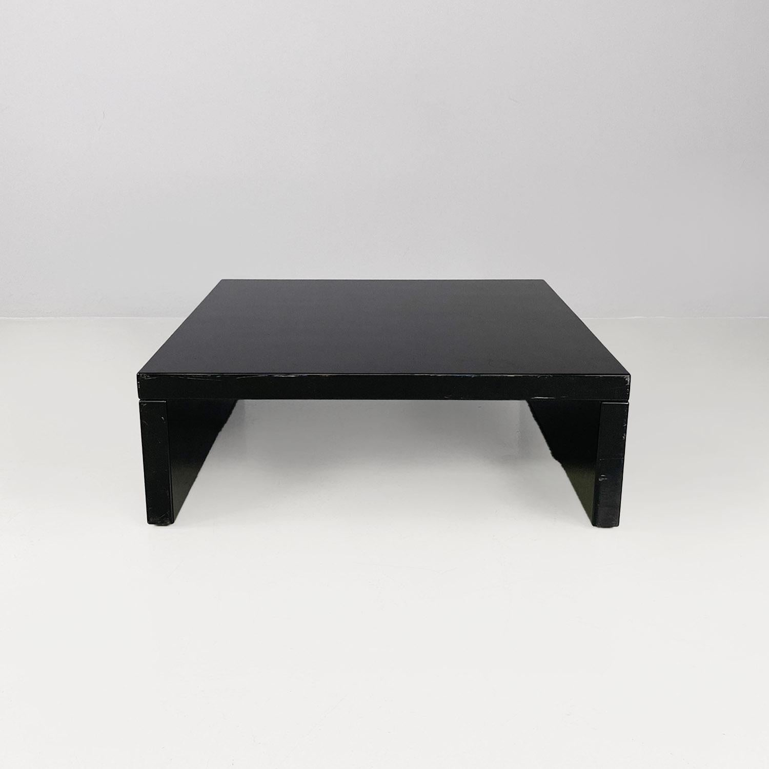 Moderner italienischer Saratoga-Tisch aus schwarzem Holz Lella Massimo Vignelli Poltronova 1960er Jahre (Italienisch) im Angebot