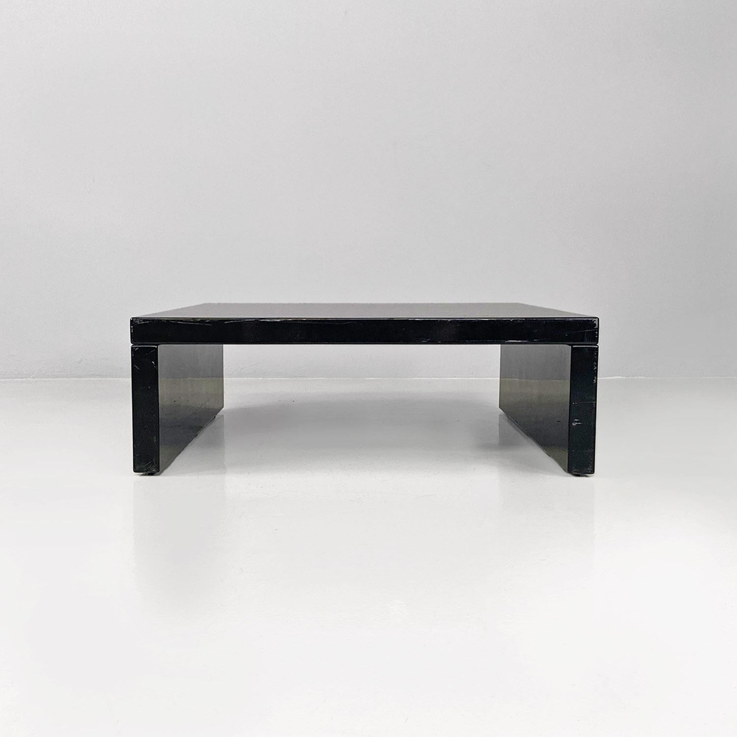 Moderner italienischer Saratoga-Tisch aus schwarzem Holz Lella Massimo Vignelli Poltronova 1960er Jahre im Zustand „Gut“ im Angebot in MIlano, IT