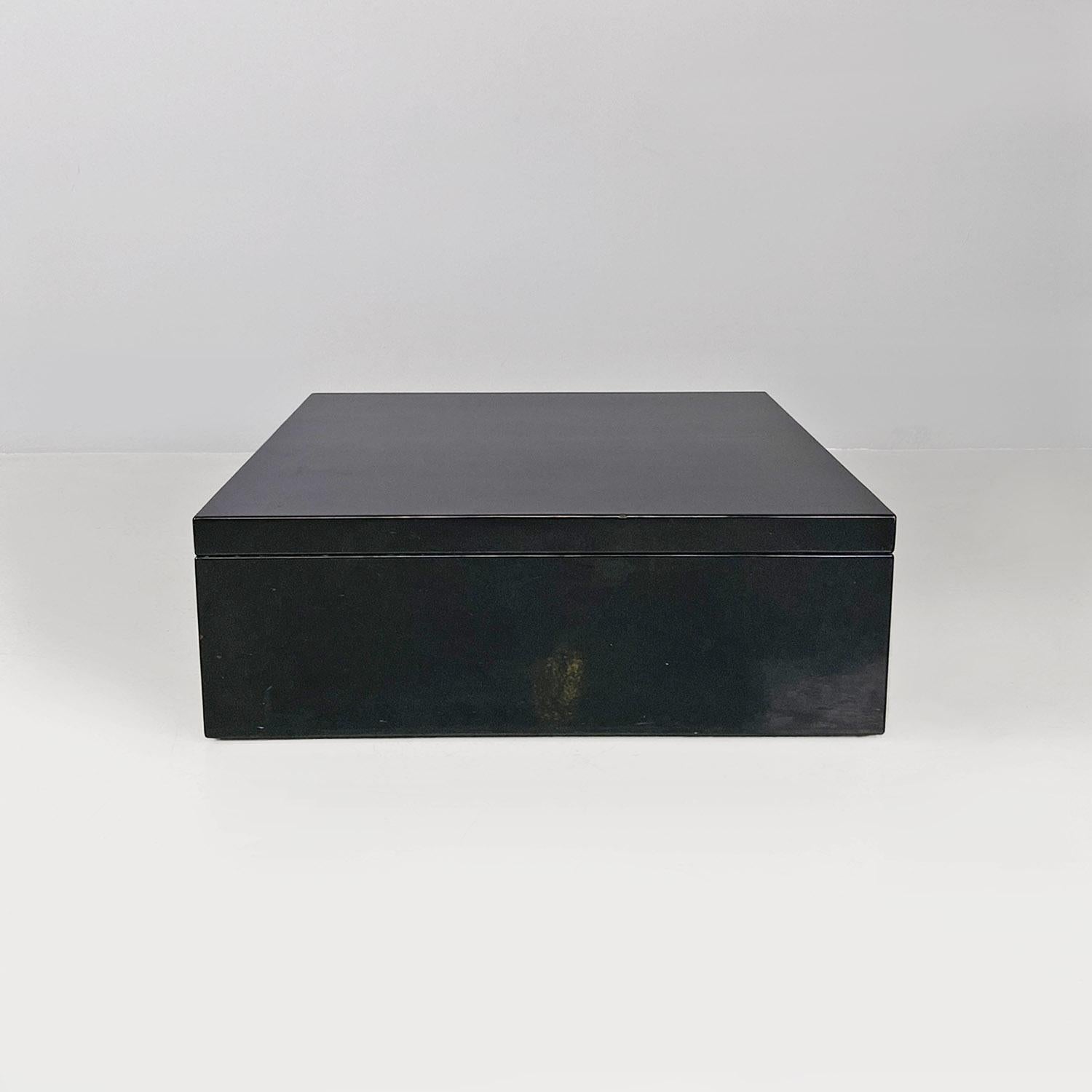 Moderner italienischer Saratoga-Tisch aus schwarzem Holz Lella Massimo Vignelli Poltronova 1960er Jahre (Mitte des 20. Jahrhunderts) im Angebot
