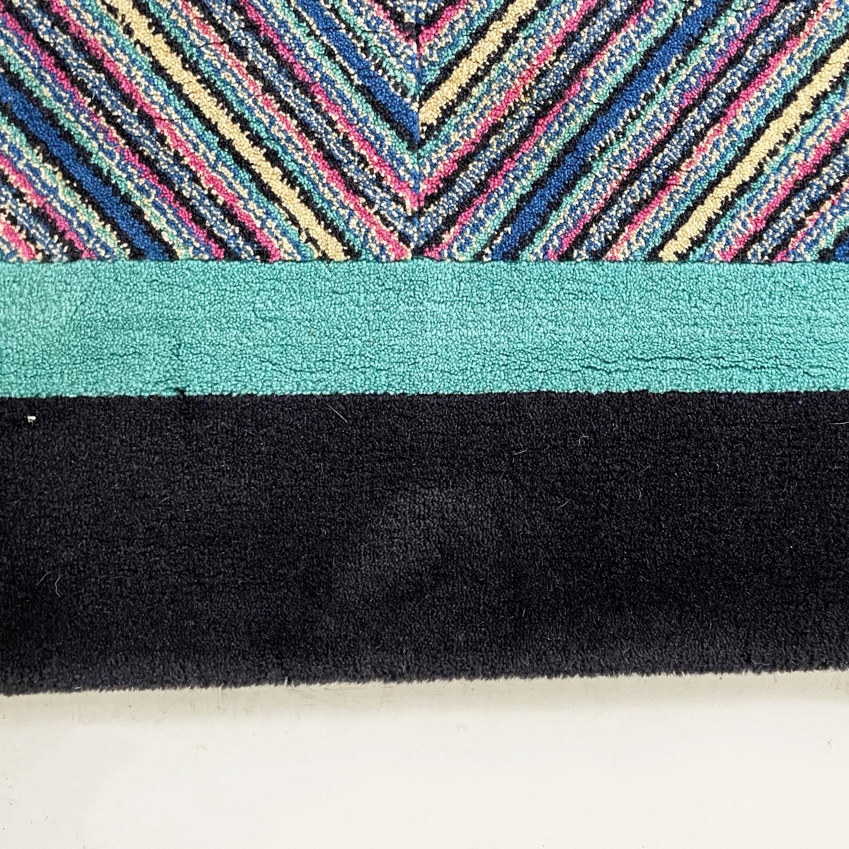 Tapis rectangulaire moderne italien en laine noire par Missoni, années 1990 en vente 3