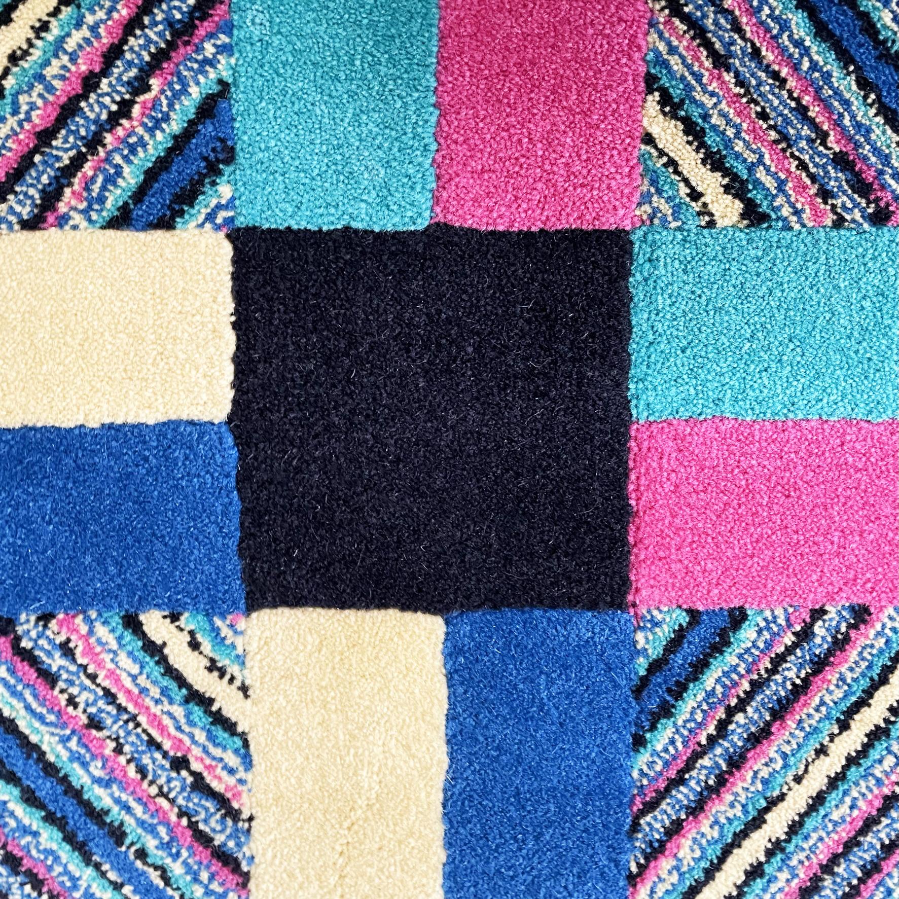 Late 20th Century Italian modern black wool rectangular carpet by Missoni, 1990s For Sale