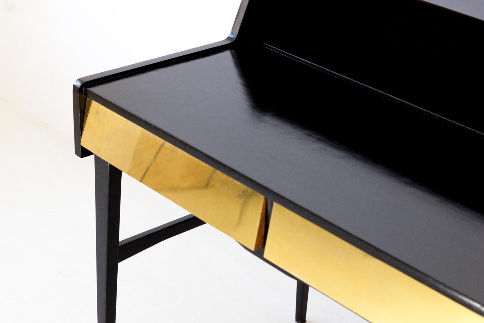 Italian Modern Black Writing Desk with Brass Drawers In Good Condition In Rome, IT