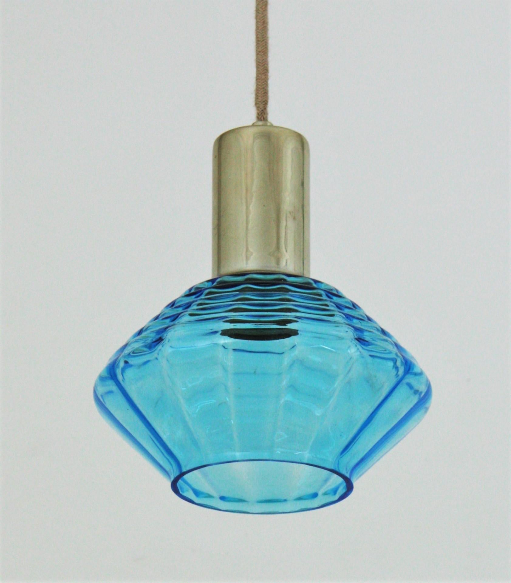 Italian Modern Blue Glass and Chrome Suspension / Pendant Lamp For Sale 2