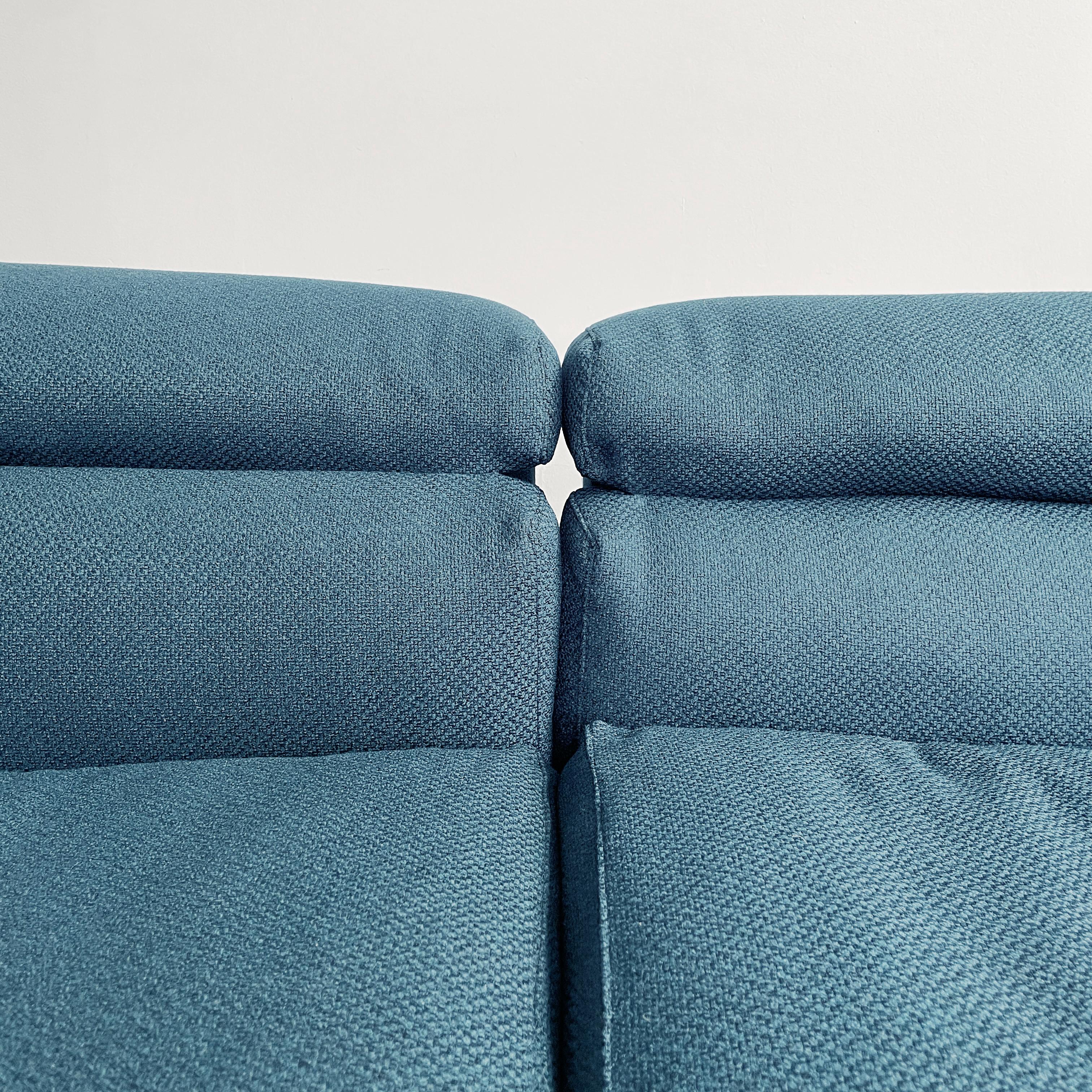 Canapé moderne italien en tissu bleu Erasmo par Afra et Tobia Scarpa pour B&B, 1970 en vente 3