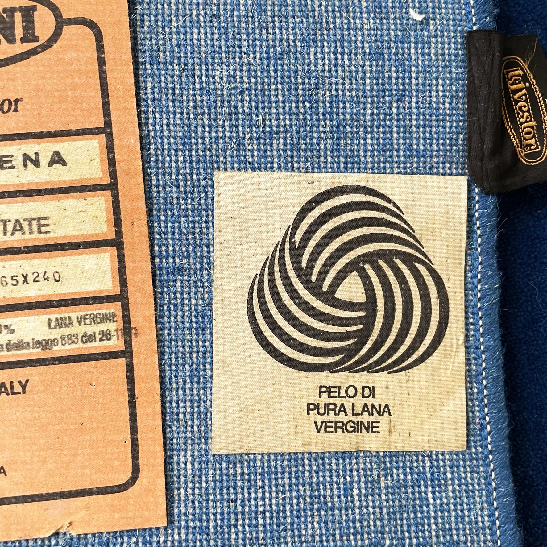 Tapis rectangulaire moderne italien en laine bleue par Missoni, années 1990 en vente 6