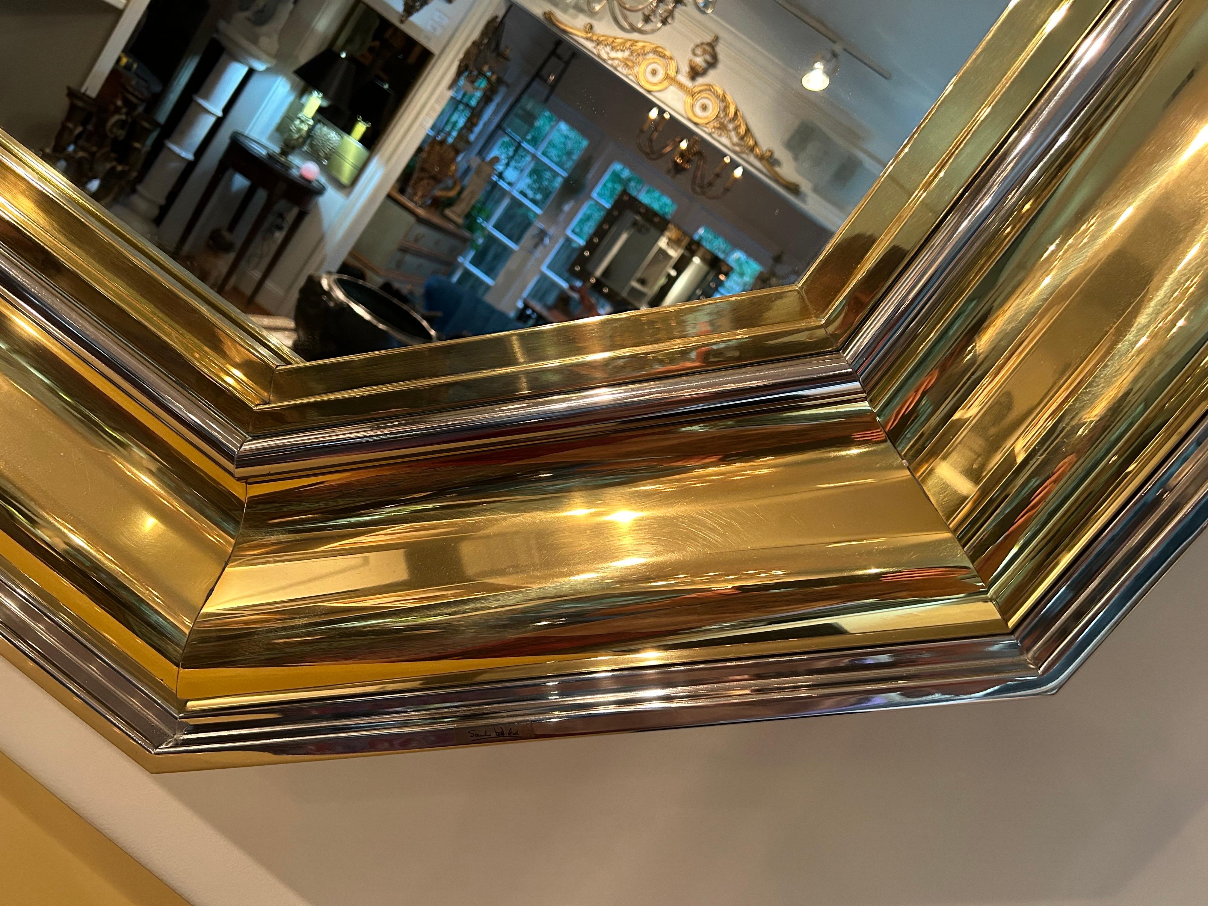 Miroir octogonal italien moderne en laiton et chrome par Sandro Petti en vente 1