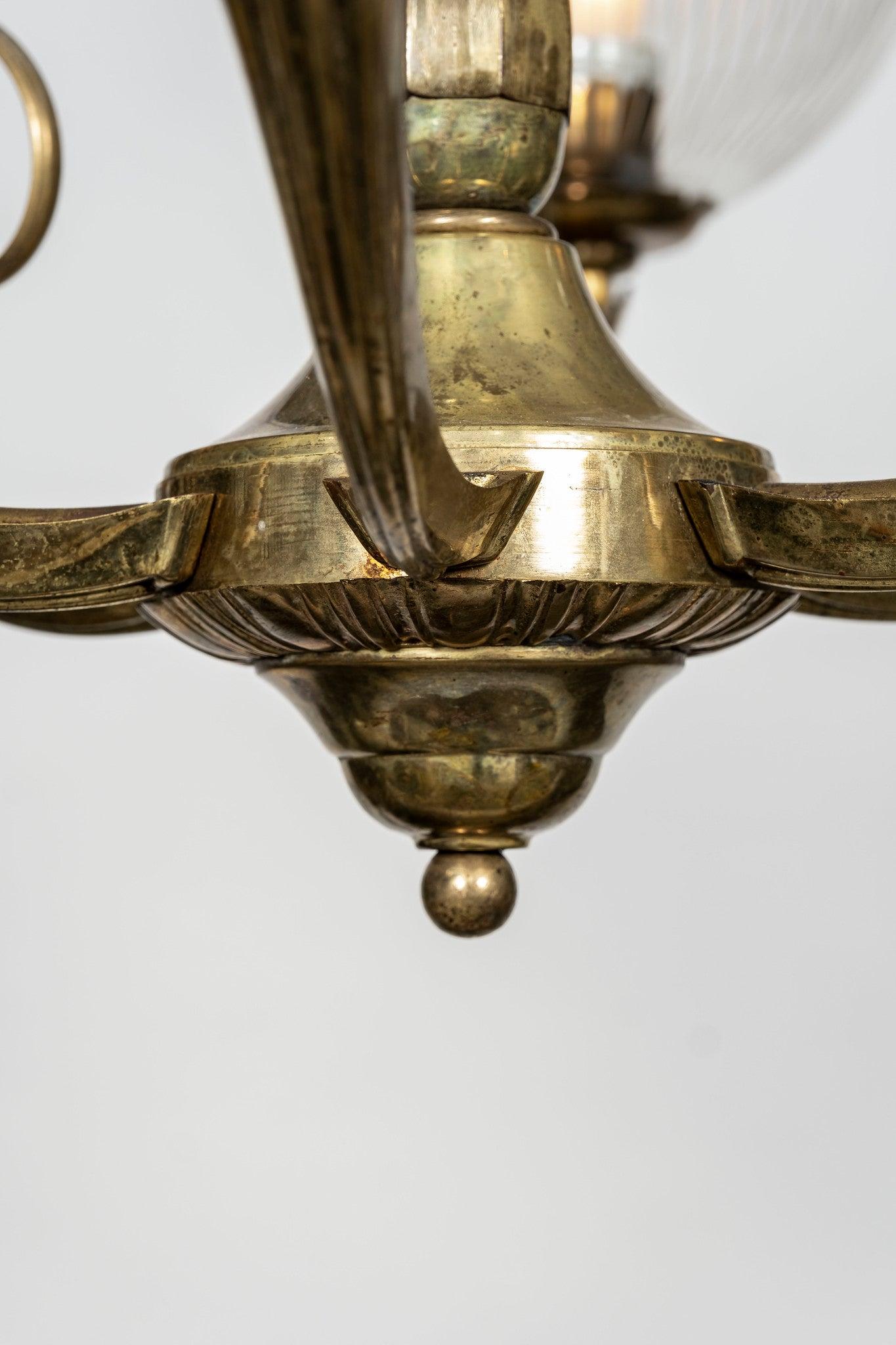 Italian Modern  Brass and Glass Chandelier For Sale 1