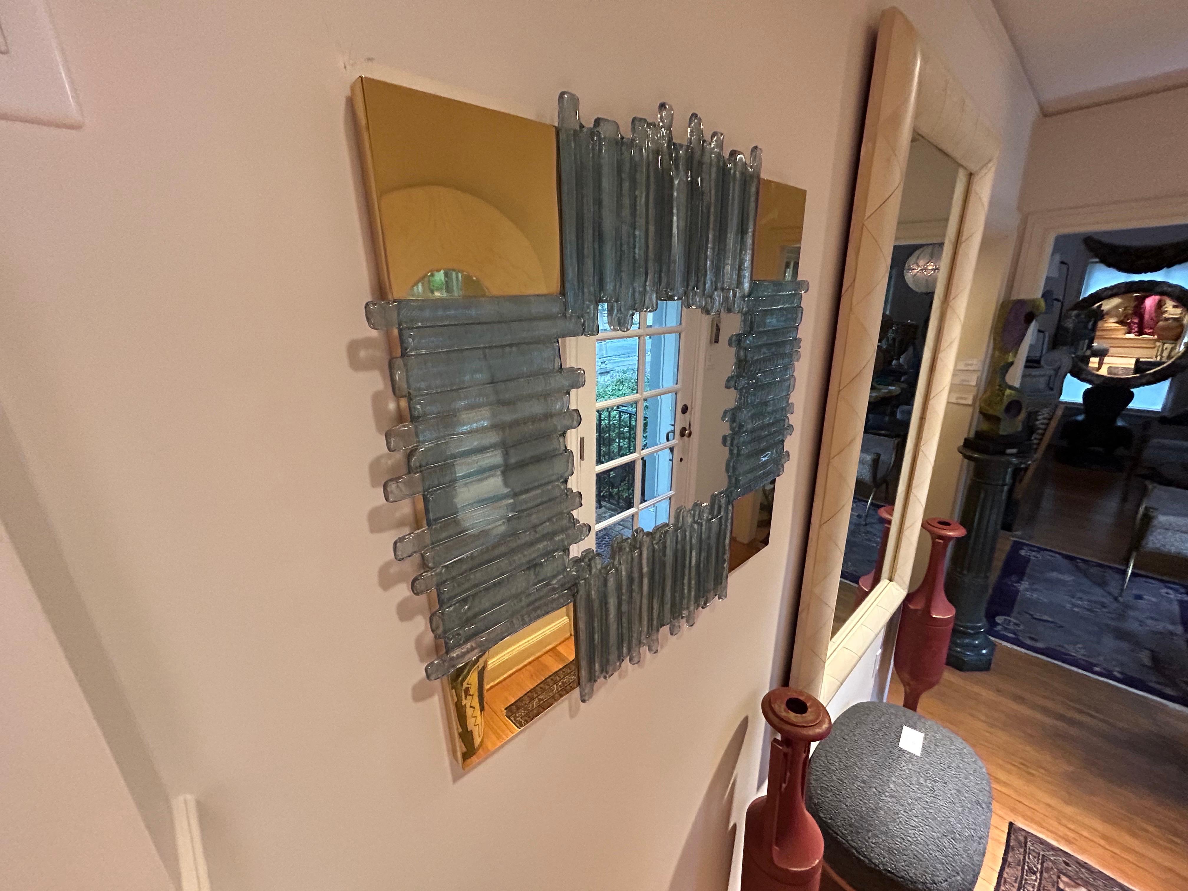Milieu du XXe siècle Miroir moderne italien en laiton et verre en vente