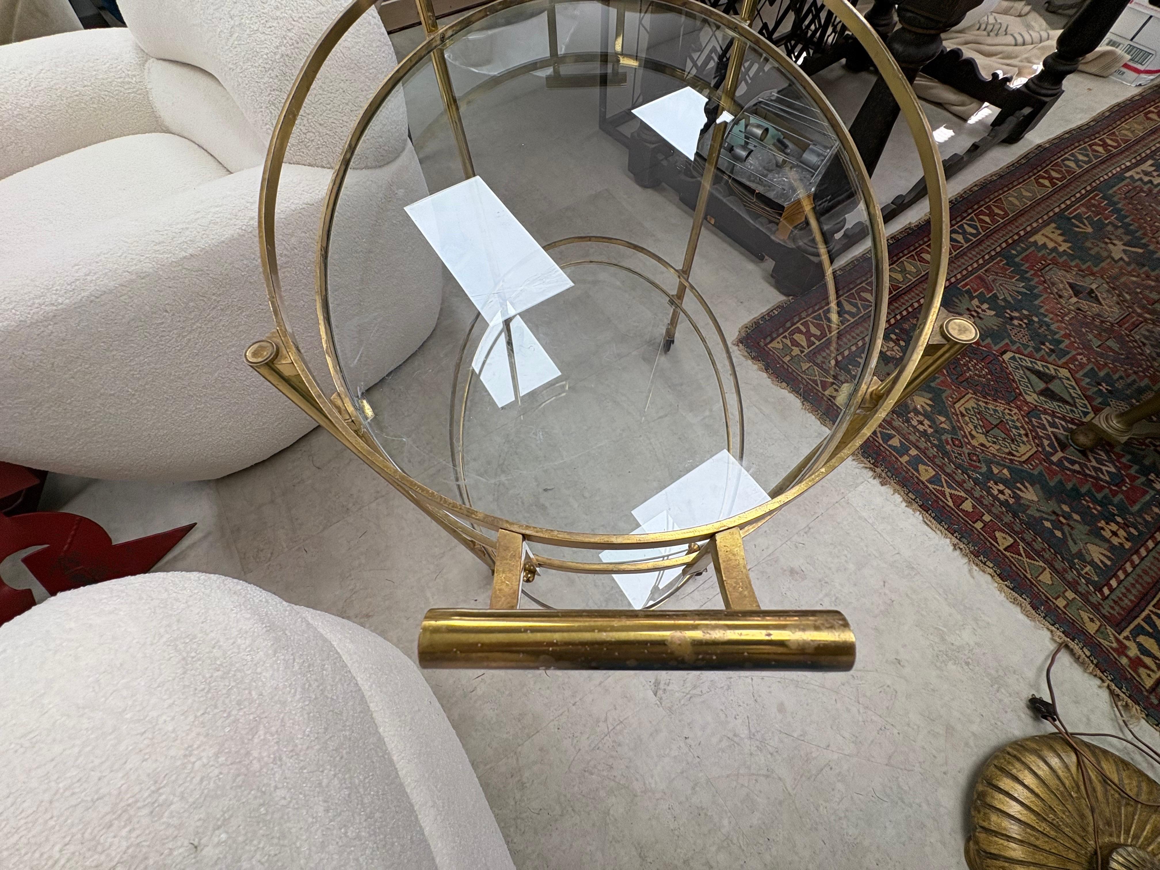 Chariot de bar moderne italien en laiton en vente 5