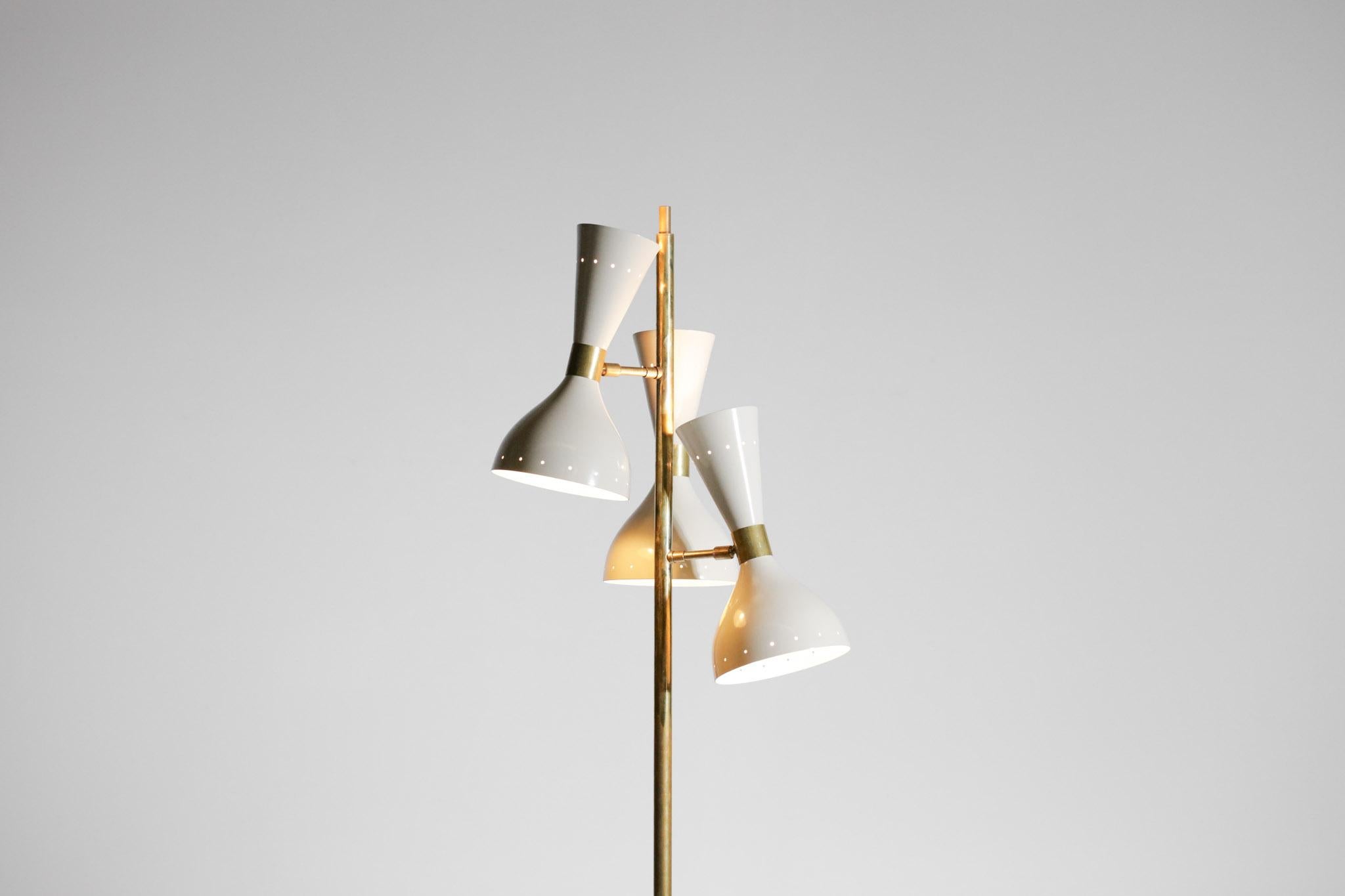 Italian Modern Brass Floor Lamp 3 White Stilnovo Vintage Design Spots Gira ML135 In New Condition For Sale In Lyon, FR