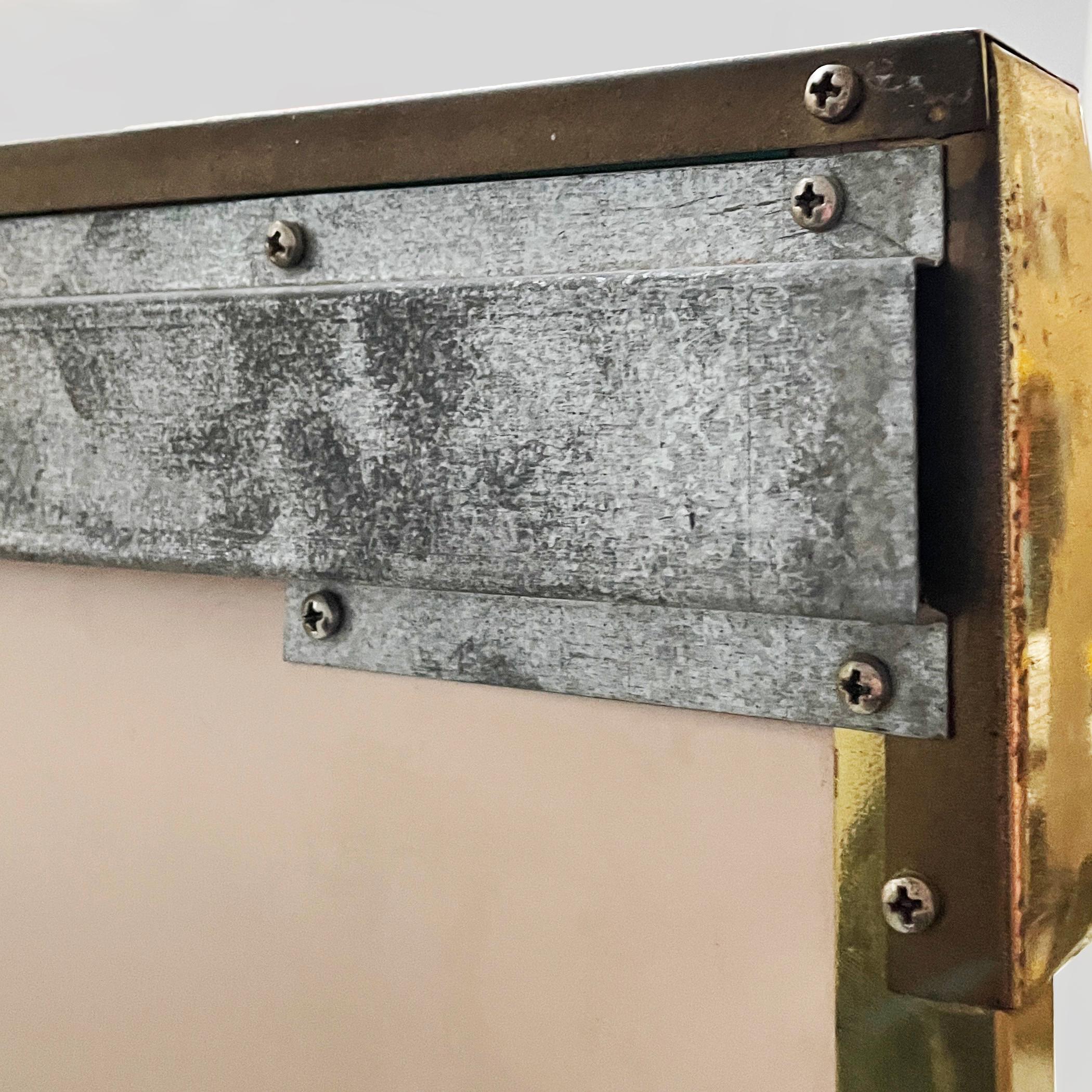 Italian modern brass wall mirror with six lamps, 1980s For Sale 14