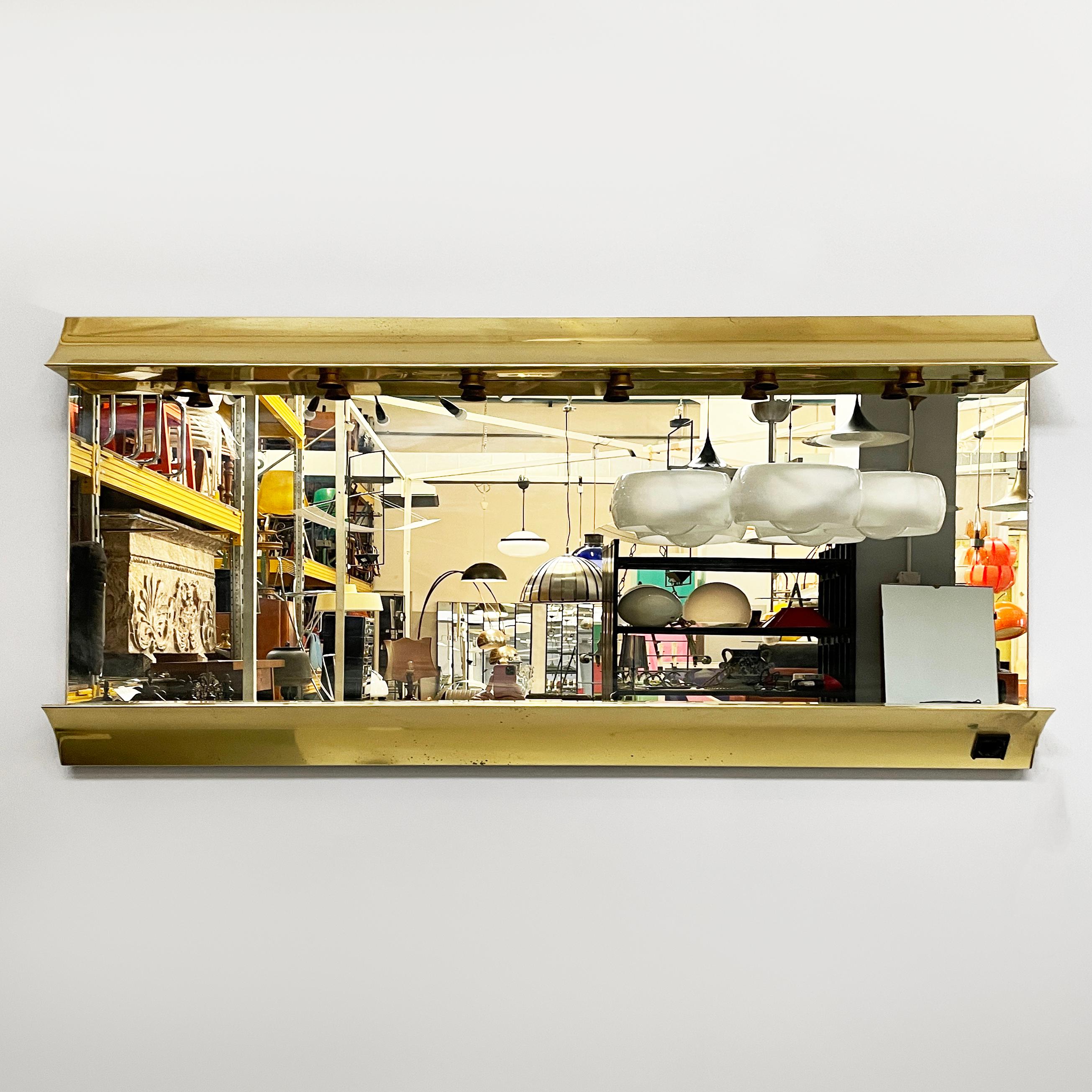 Modern Italian modern brass wall mirror with six lamps, 1980s For Sale