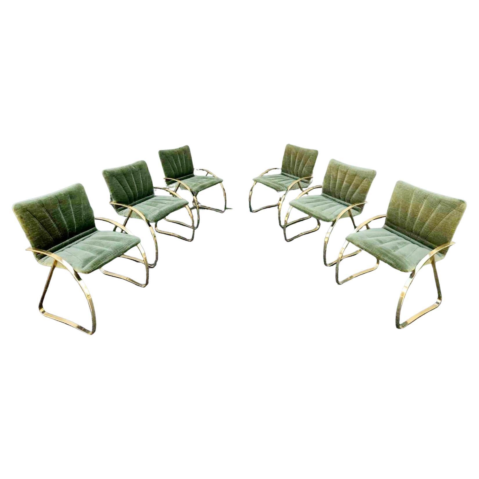 Chaises modernes italiennes en velours vert brique et chromes dorés, années 70, lot de 6 en vente