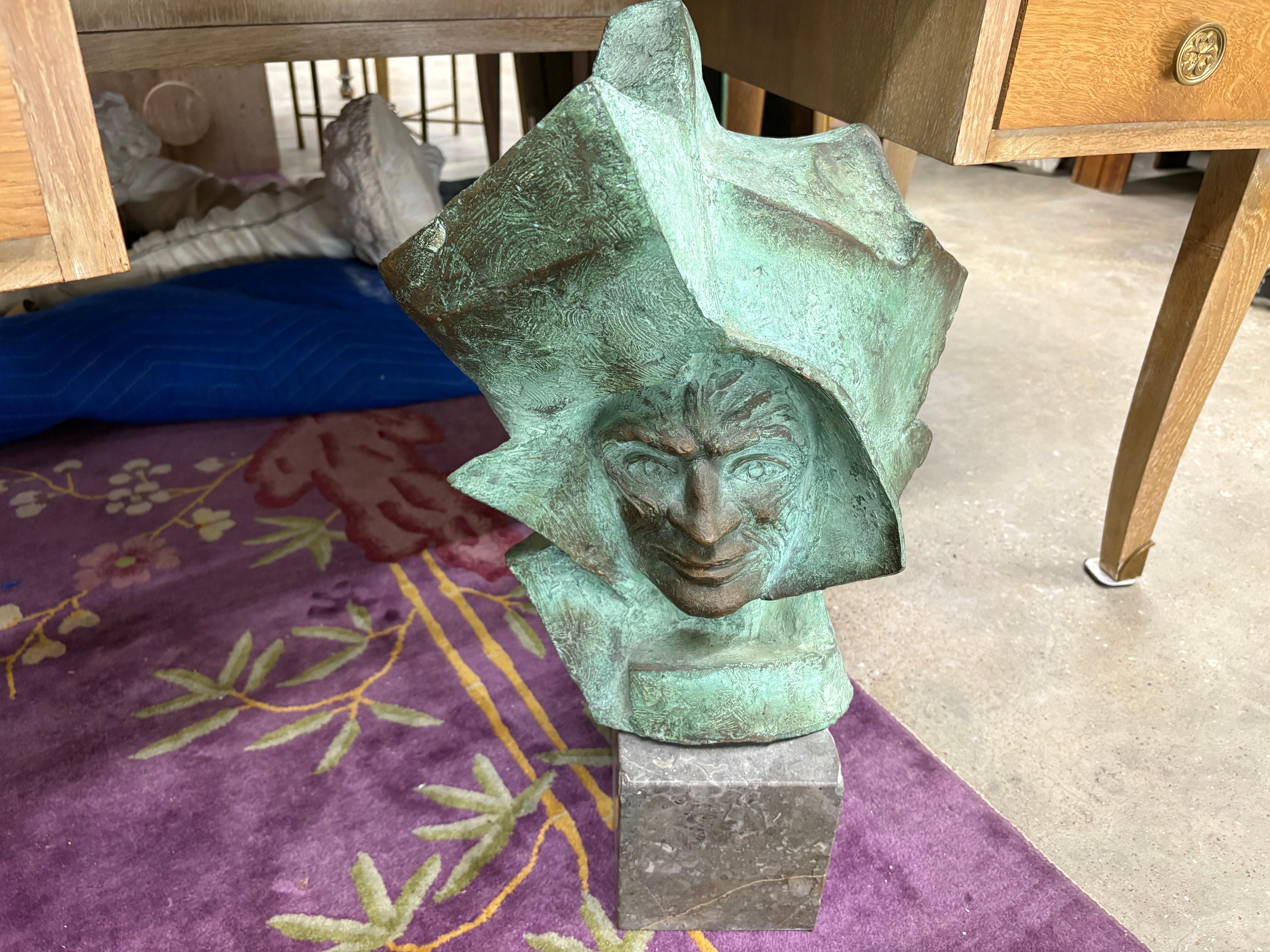 Art Nouveau Busto moderno italiano in bronzo in vendita