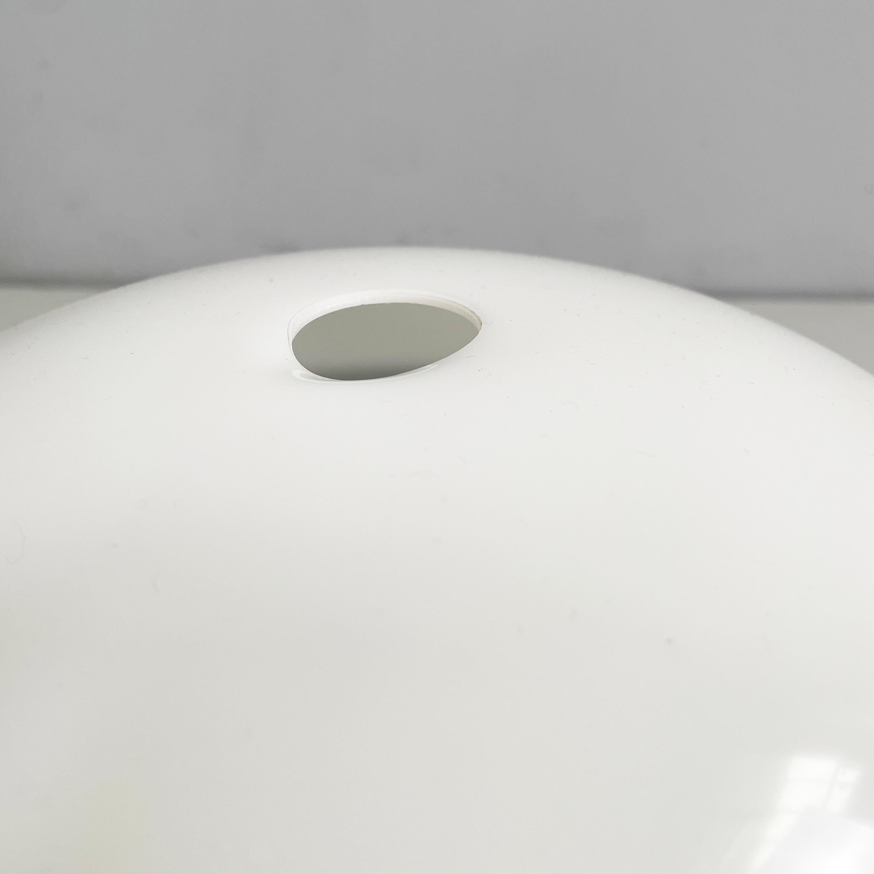 Lámpara de sobremesa italiana moderna de plástico marrón y blanco KD27 de Colombo Kartell, años 60 en venta 2