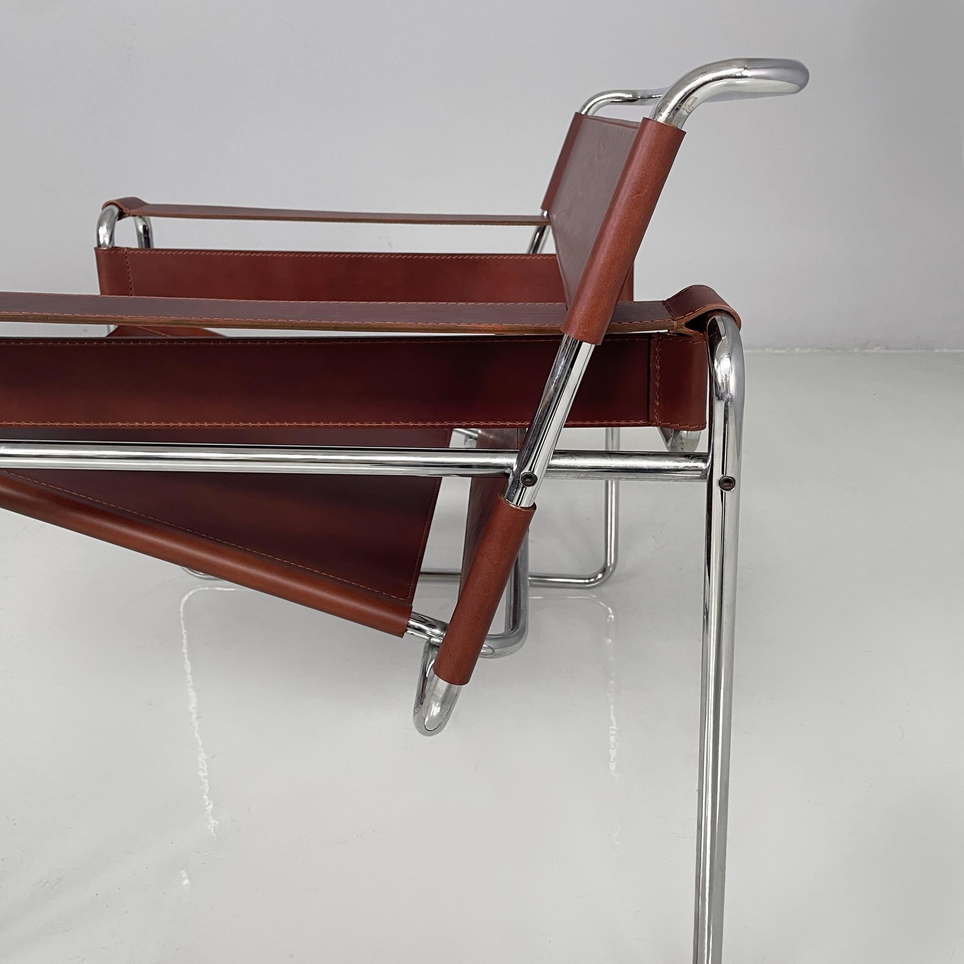 Sillones modernos italianos de color marrón Wassily de Marcel Breuer para Gavina, años 60 en venta 6