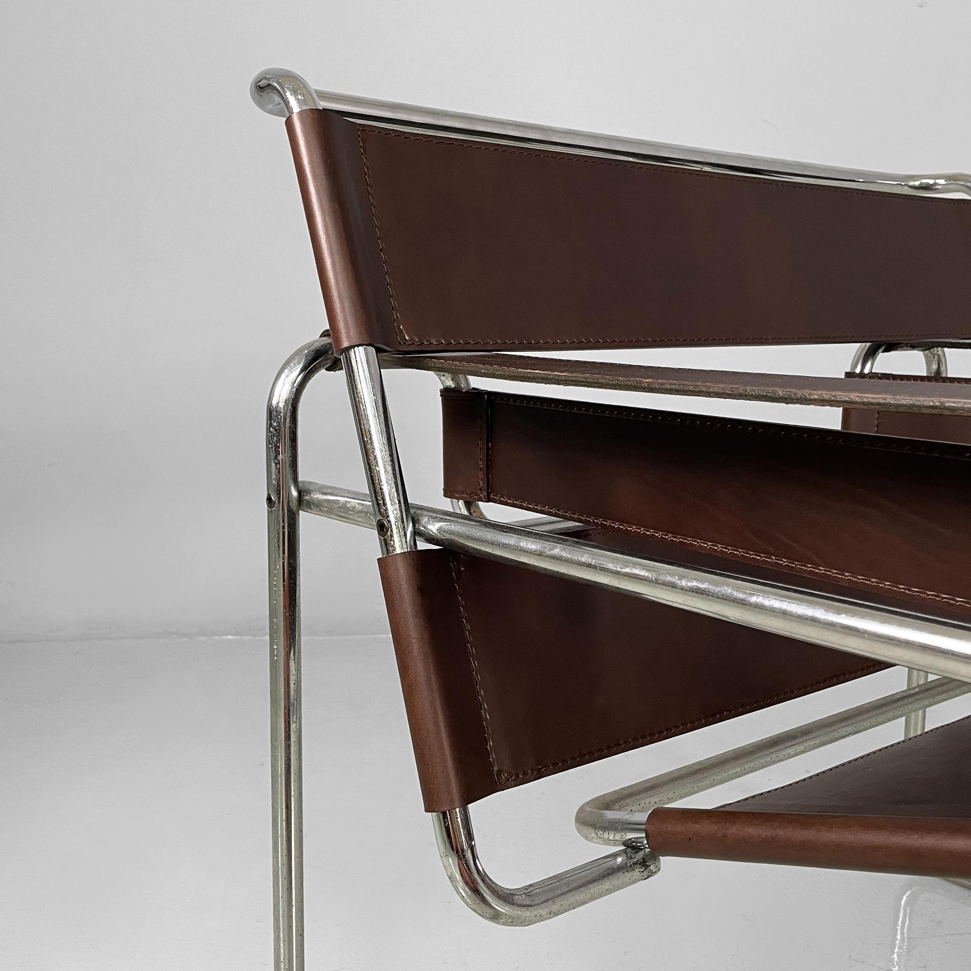Sillones modernos italianos de color marrón Wassily de Marcel Breuer para Gavina, años 60 en venta 12