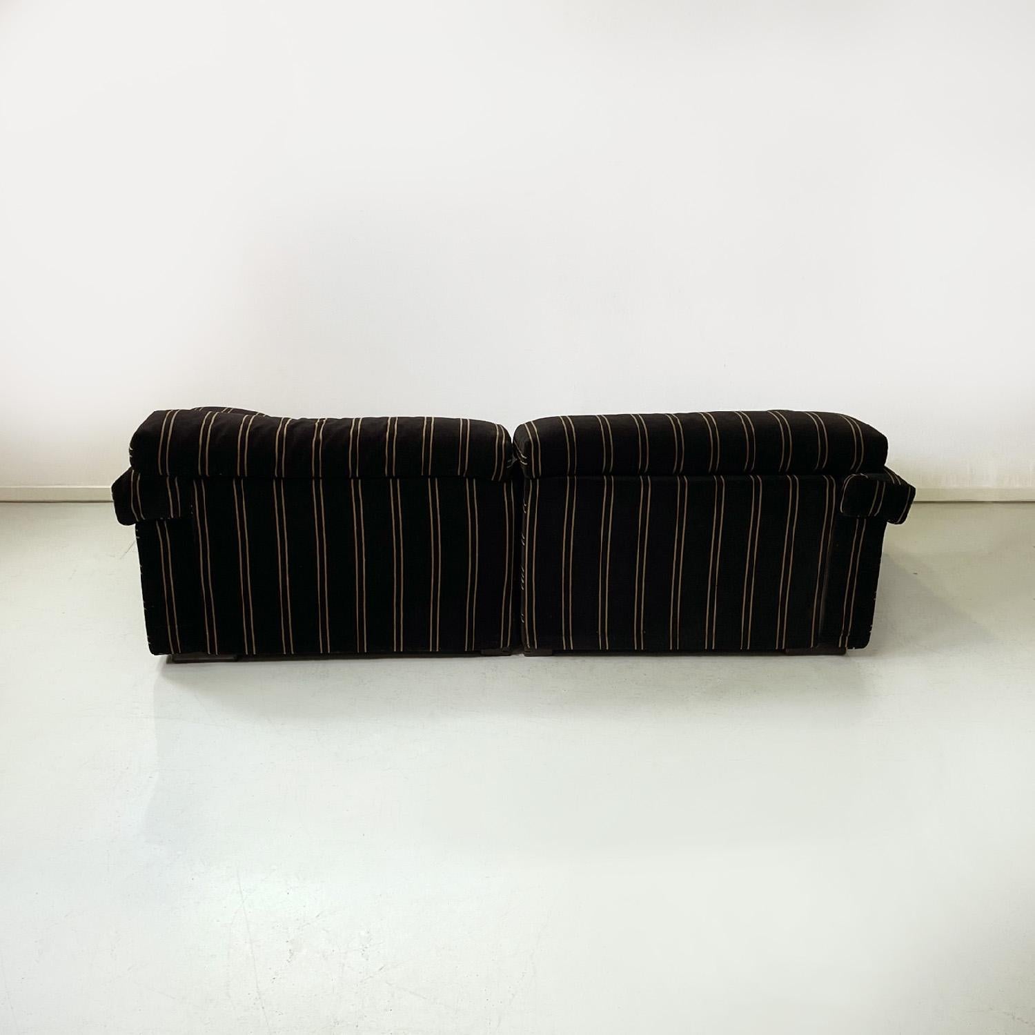 Late 20th Century Italian modern brown Erasmo Sofa by Afra and Tobia Scarpa for B&B Italia, 1980s