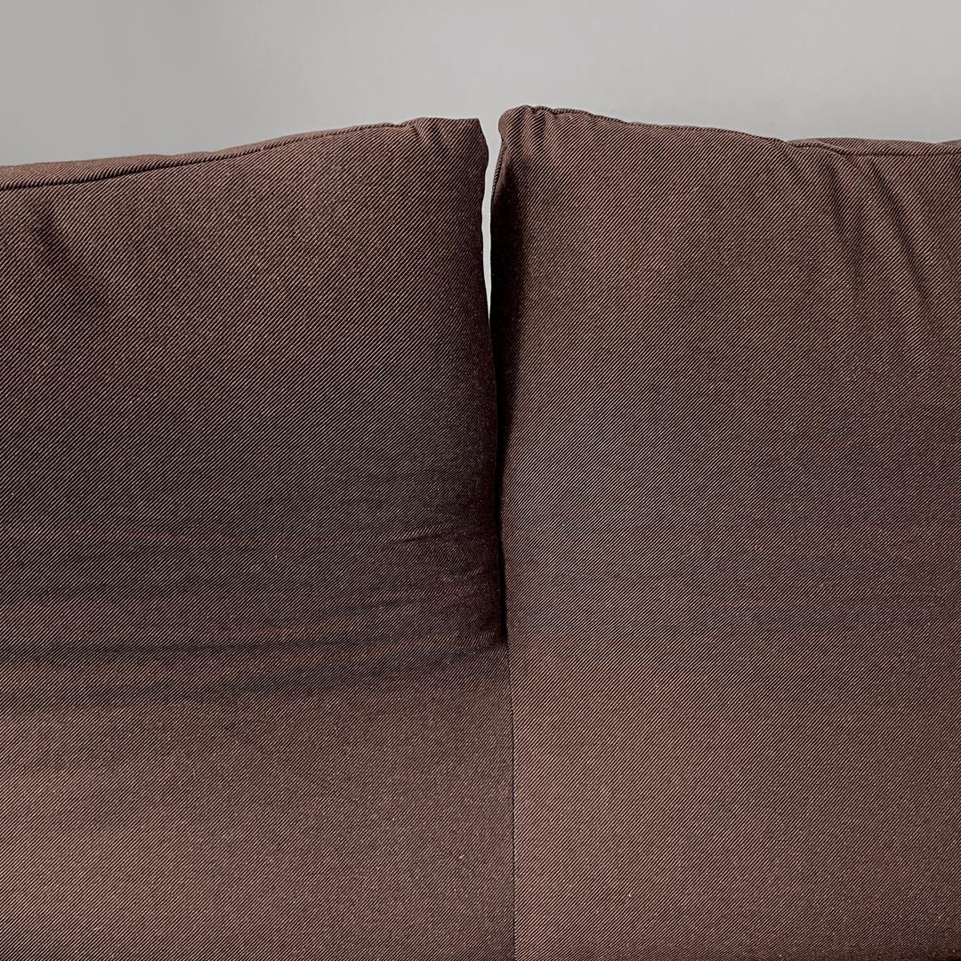 Canapé moderne italien en tissu marron Maralunga par Vico Magistretti pour Cassina 1970 en vente 5